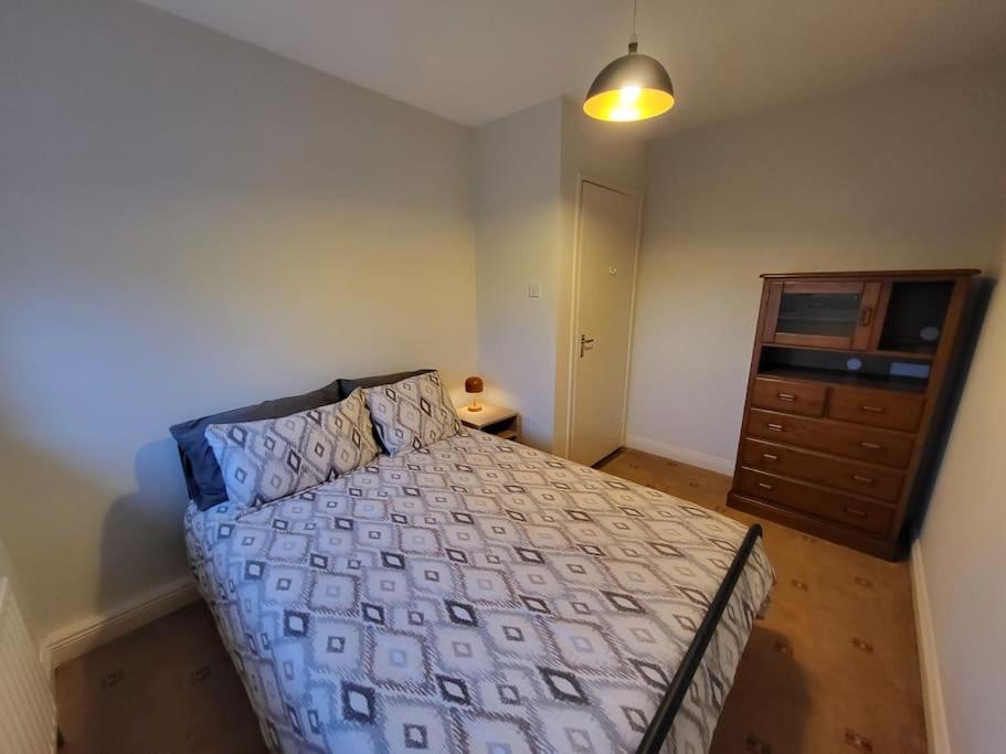 Four-Bedroom House photo 3