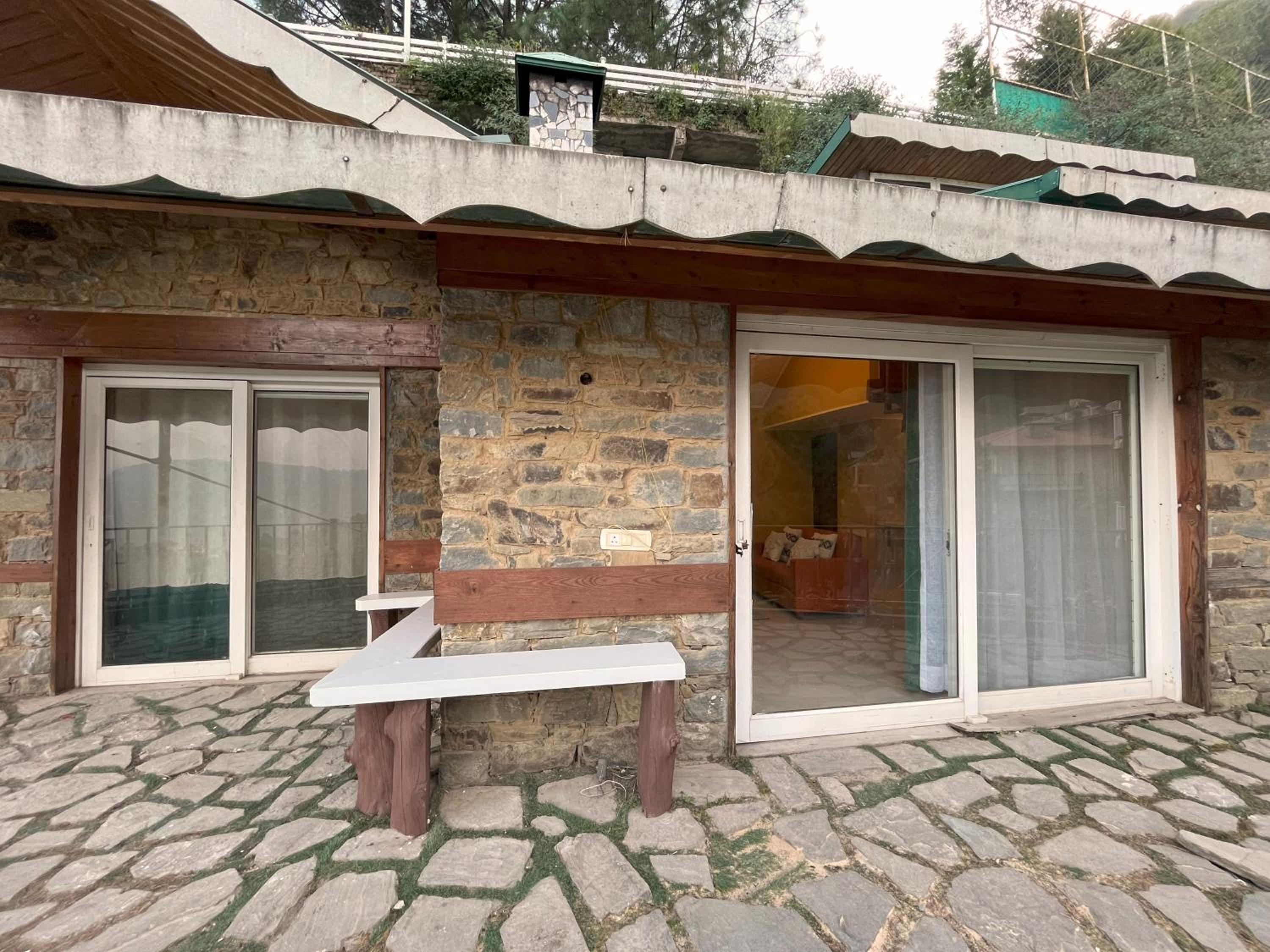 Country Roads - 2 Bedroom Villa photo 3