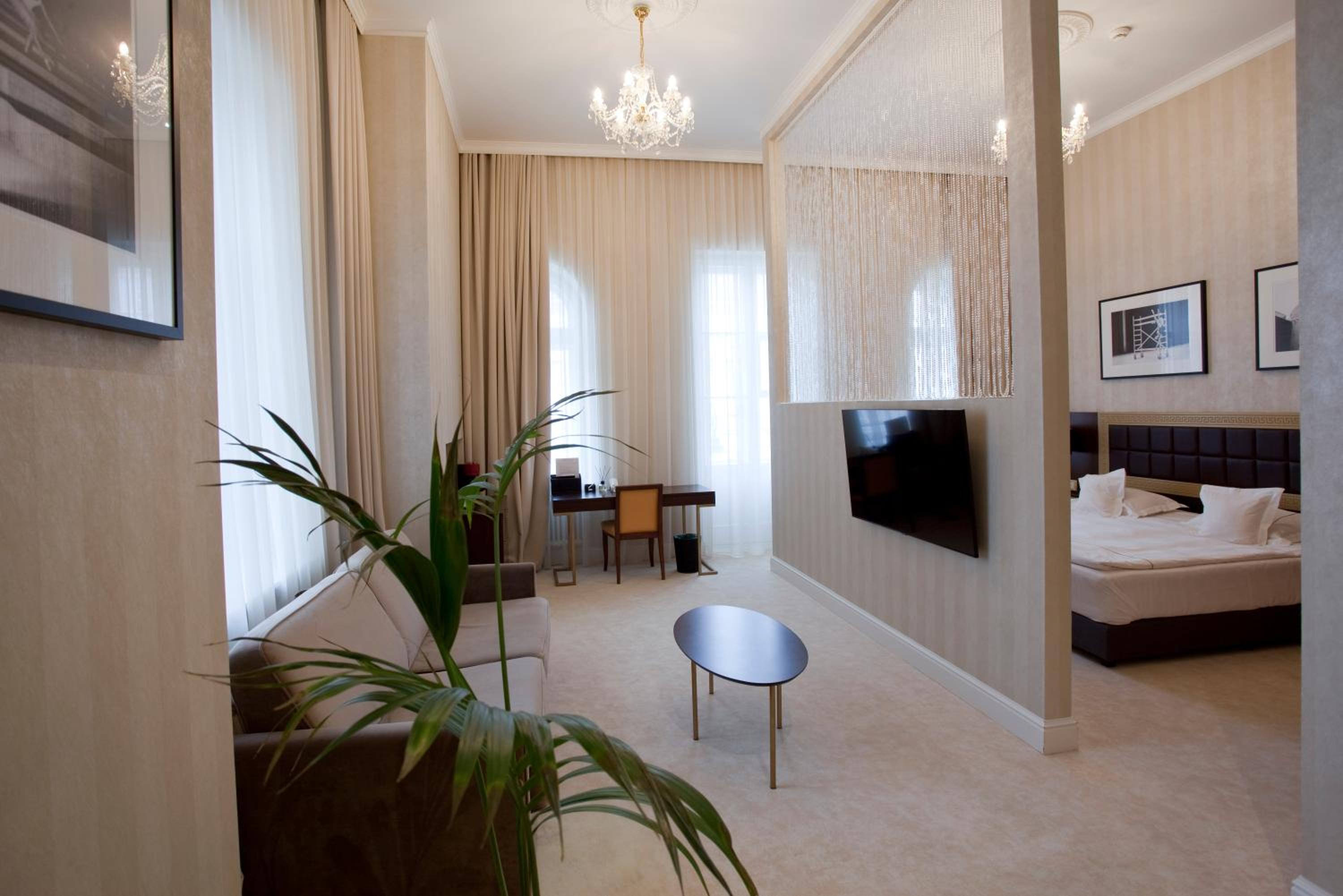 Junior Suite - Photo 8