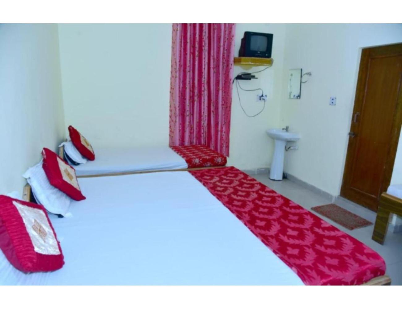 Triple Room photo 2