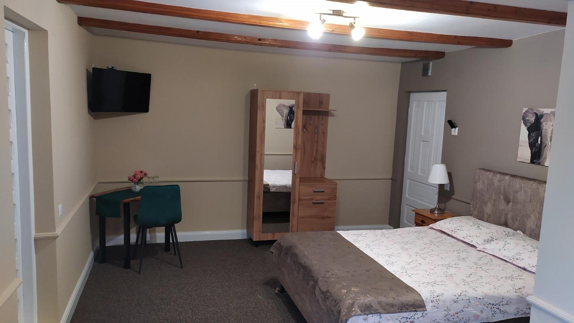 Family Room photo 1