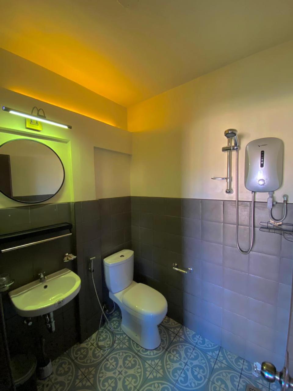 Deluxe Room - Photo 2