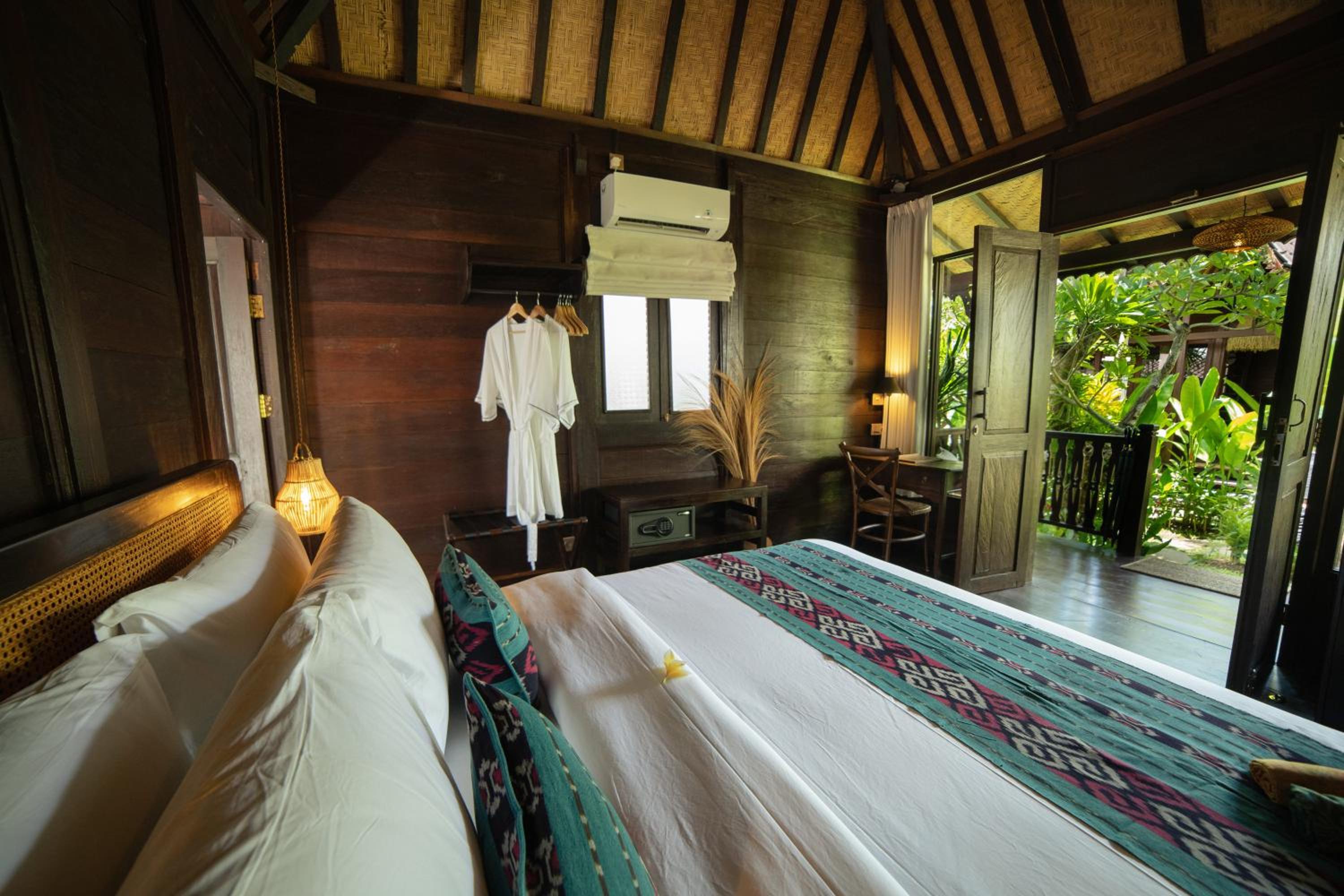 Traditional Queen Room - Photo 1
