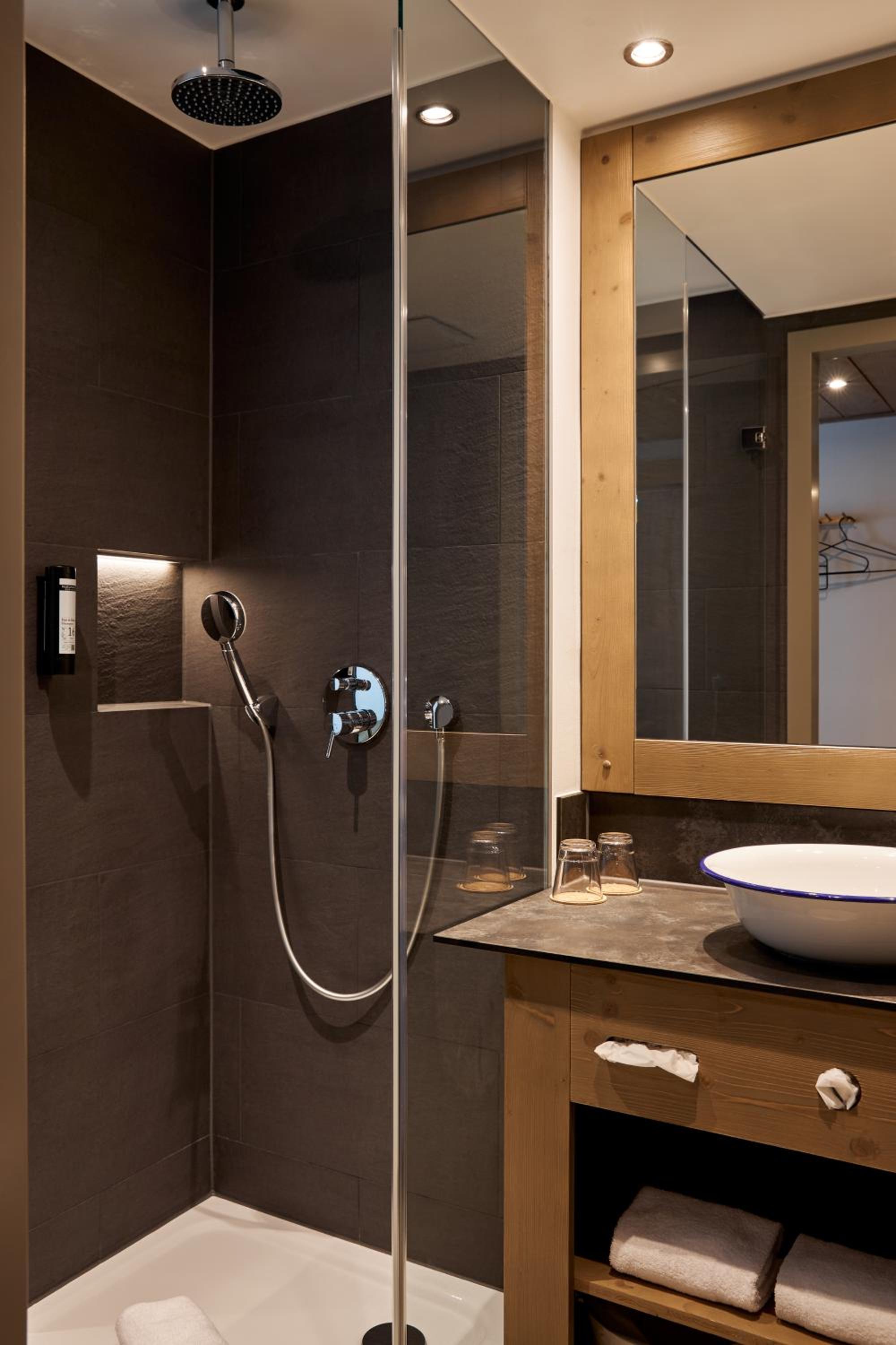 Double Room - Single Use (Cozy Alm) - Photo 10