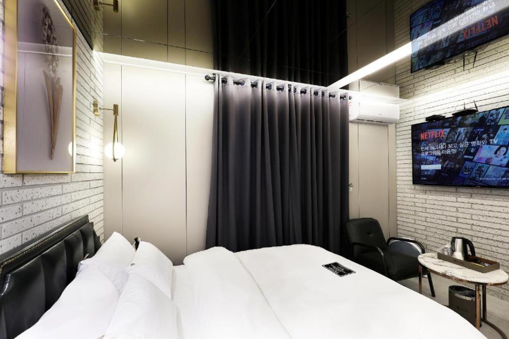 Premium Double Room - Photo 5