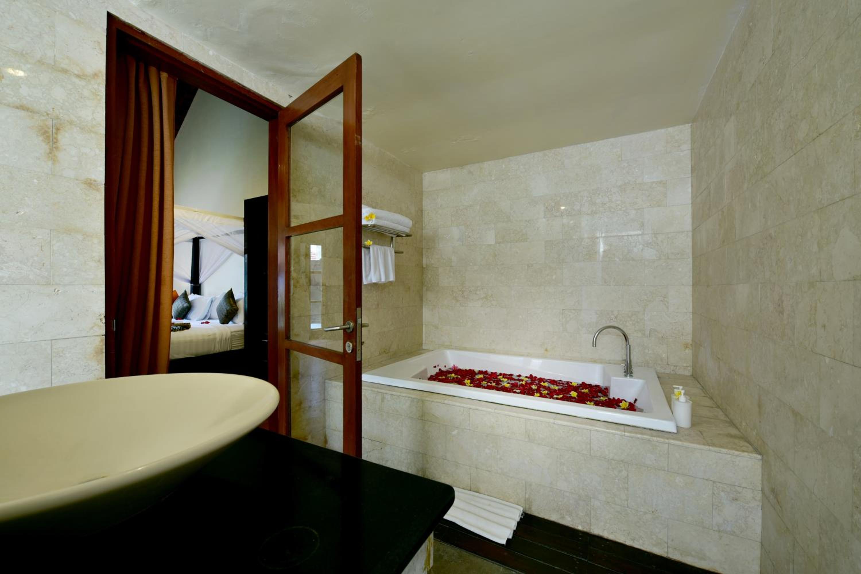 Two-Bedroom Private Pool Villa with Bathtub - Photo 10