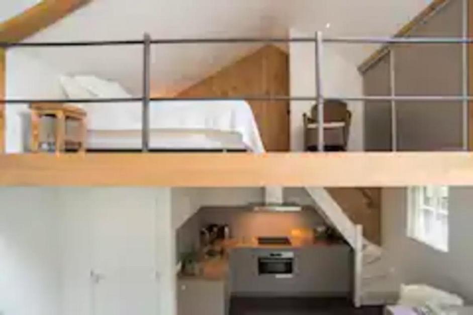 One-Bedroom House photo 1