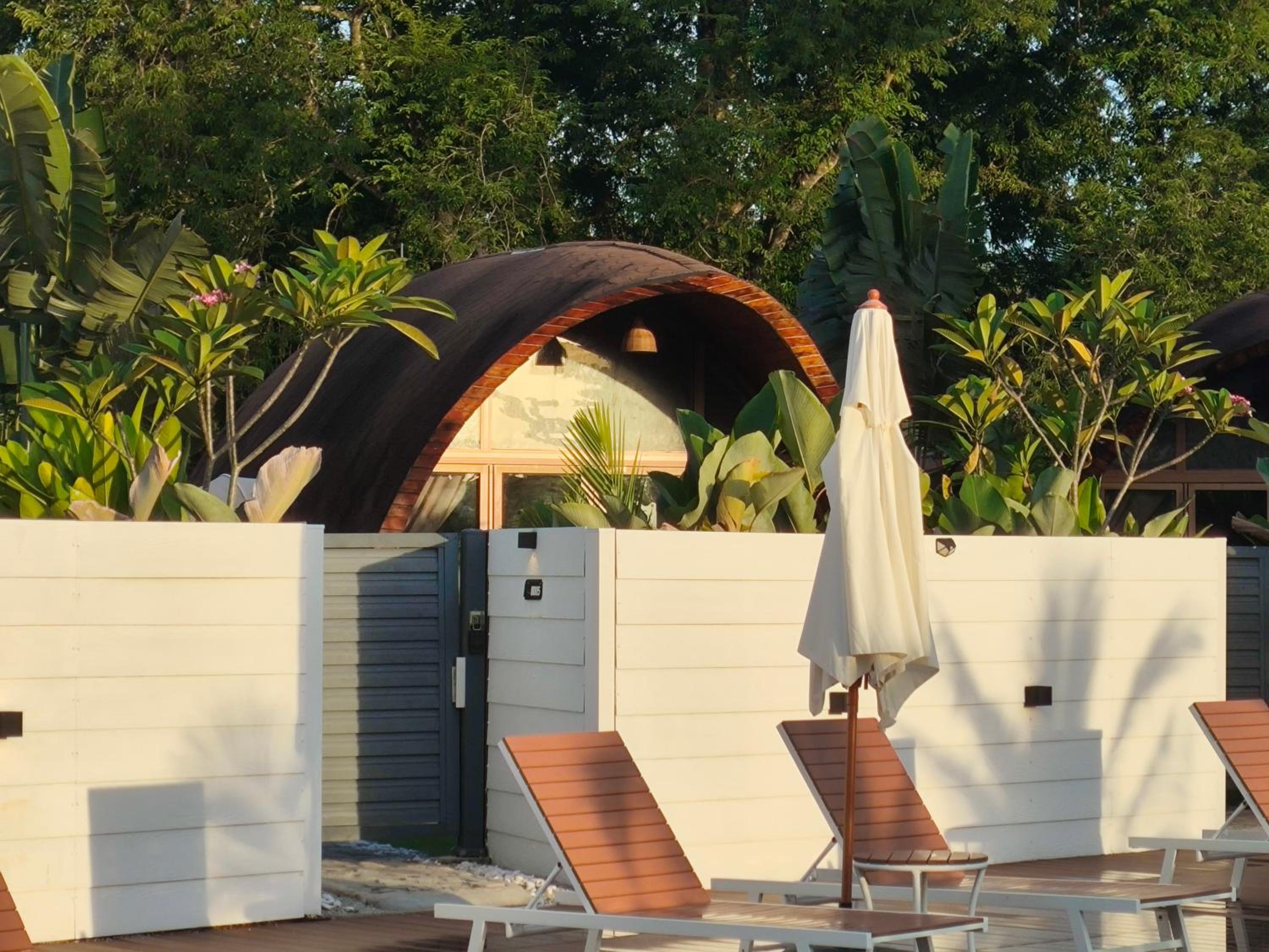 Garden View Room with Shared Pool