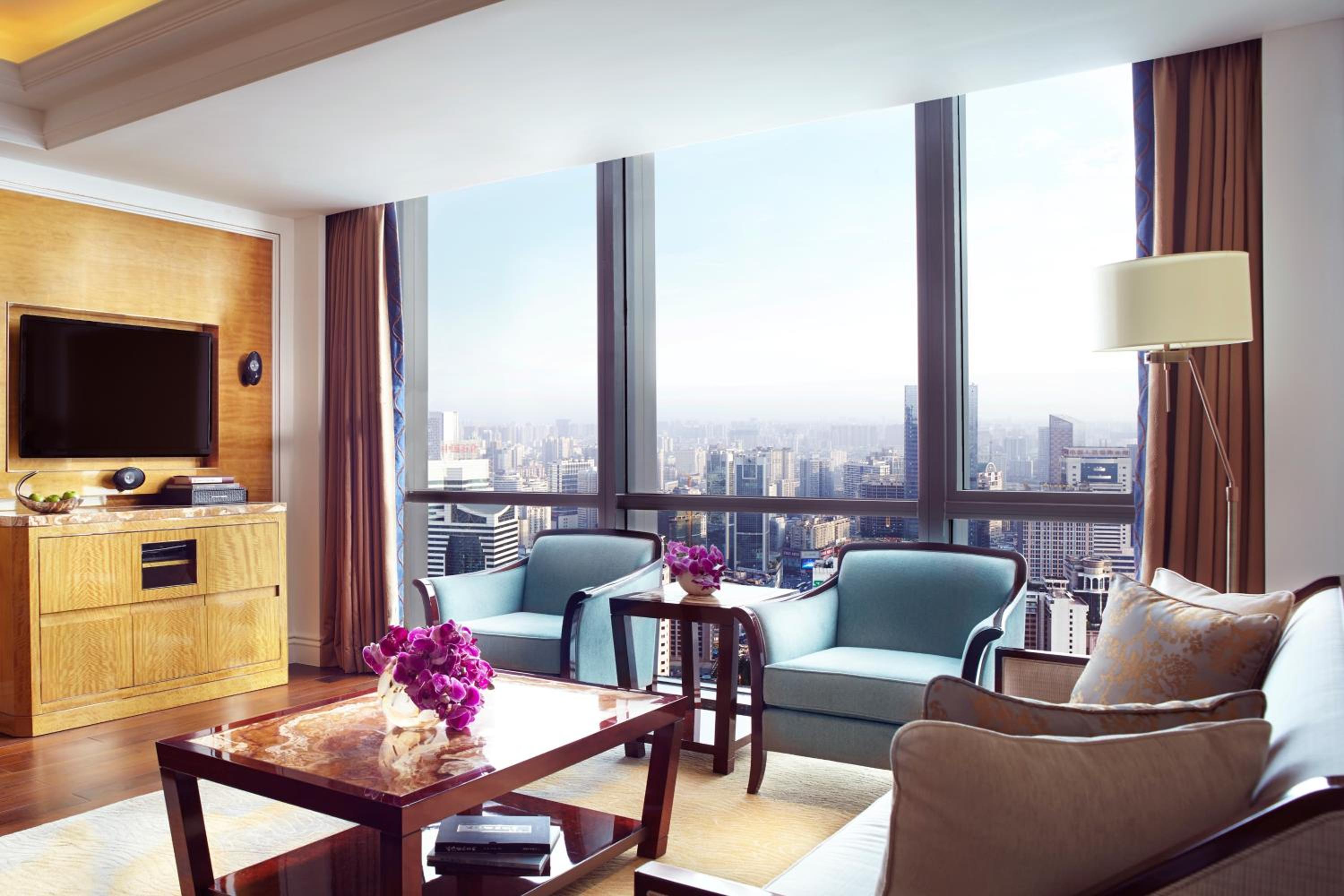 Club Premier Suite