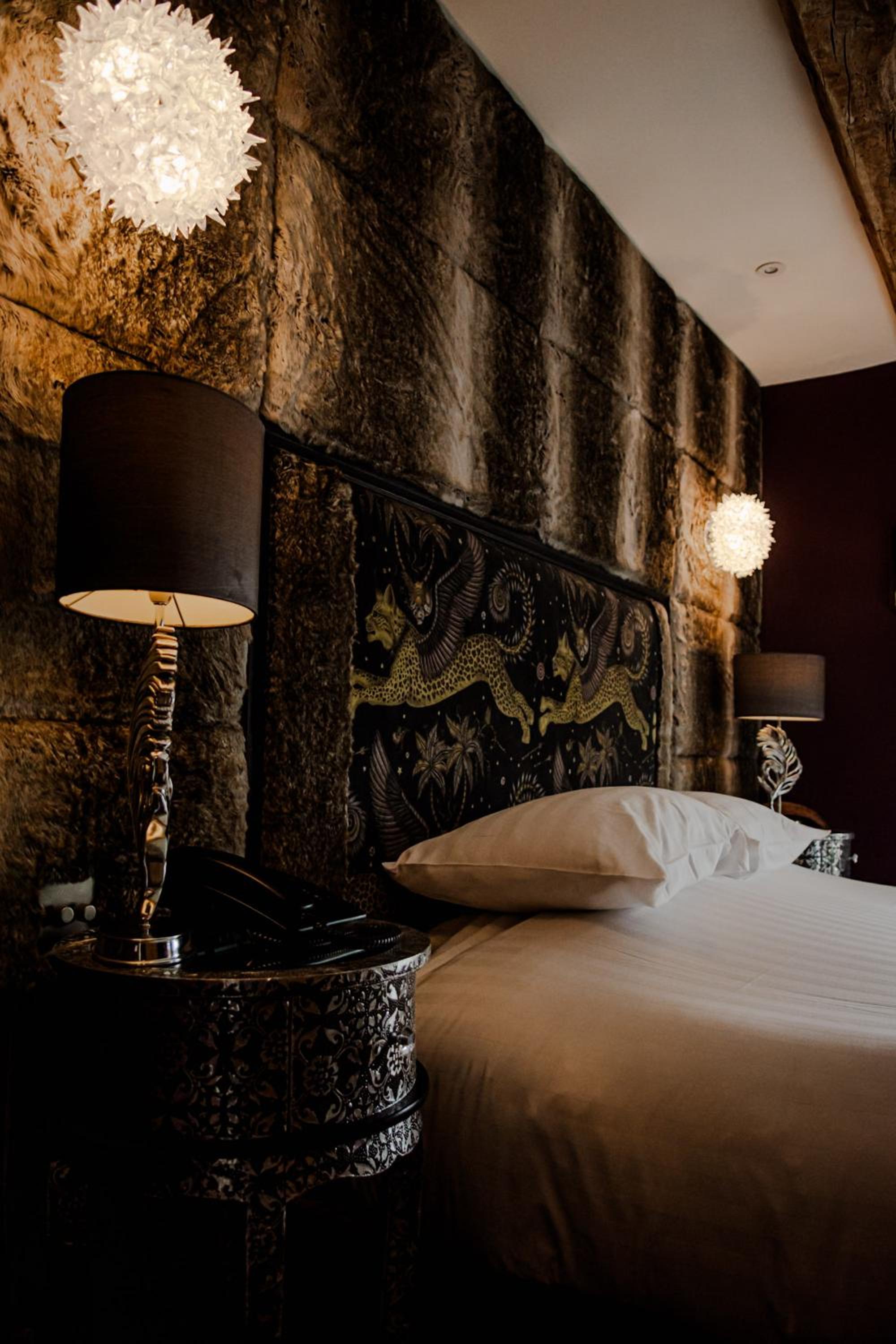 Double Room - Photo 16