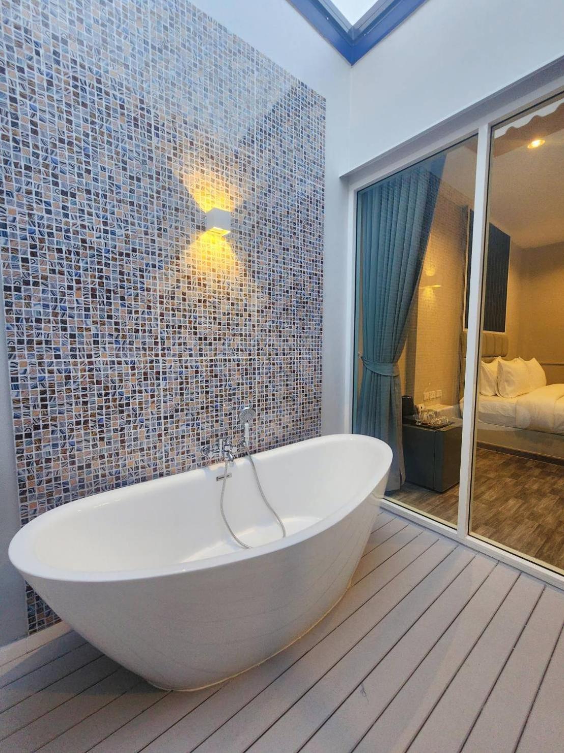 Deluxe Villa - Photo 11