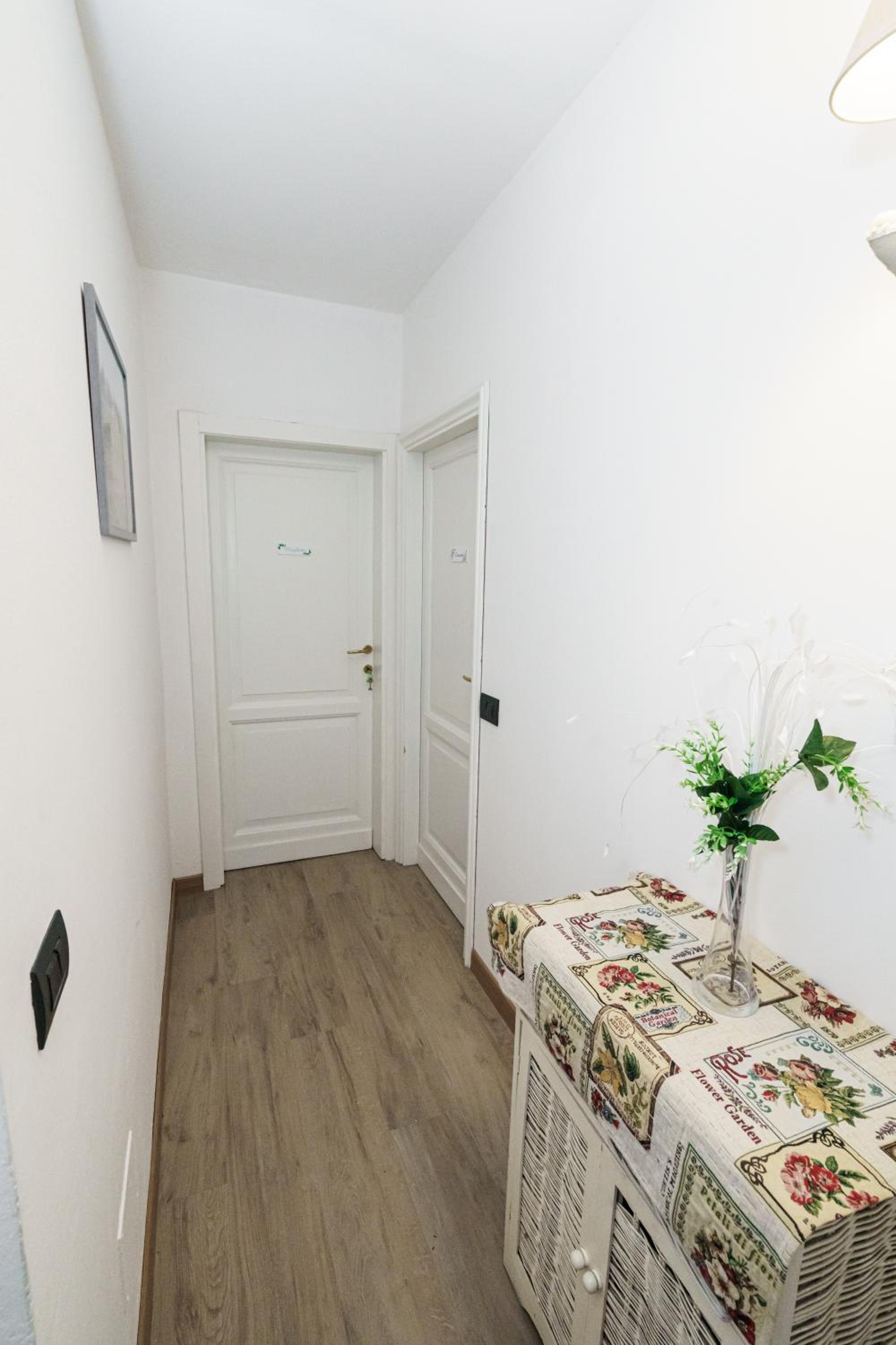 Double Room with Private Bathroom photo 2