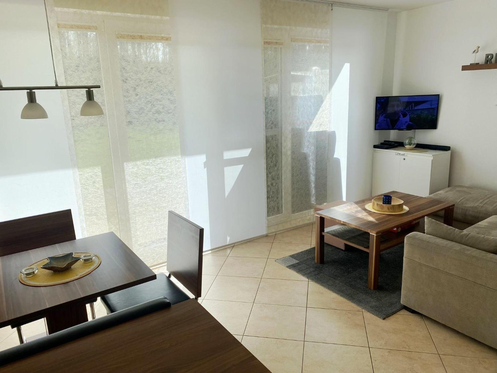 One-Bedroom Apartment with Terrace photo 1