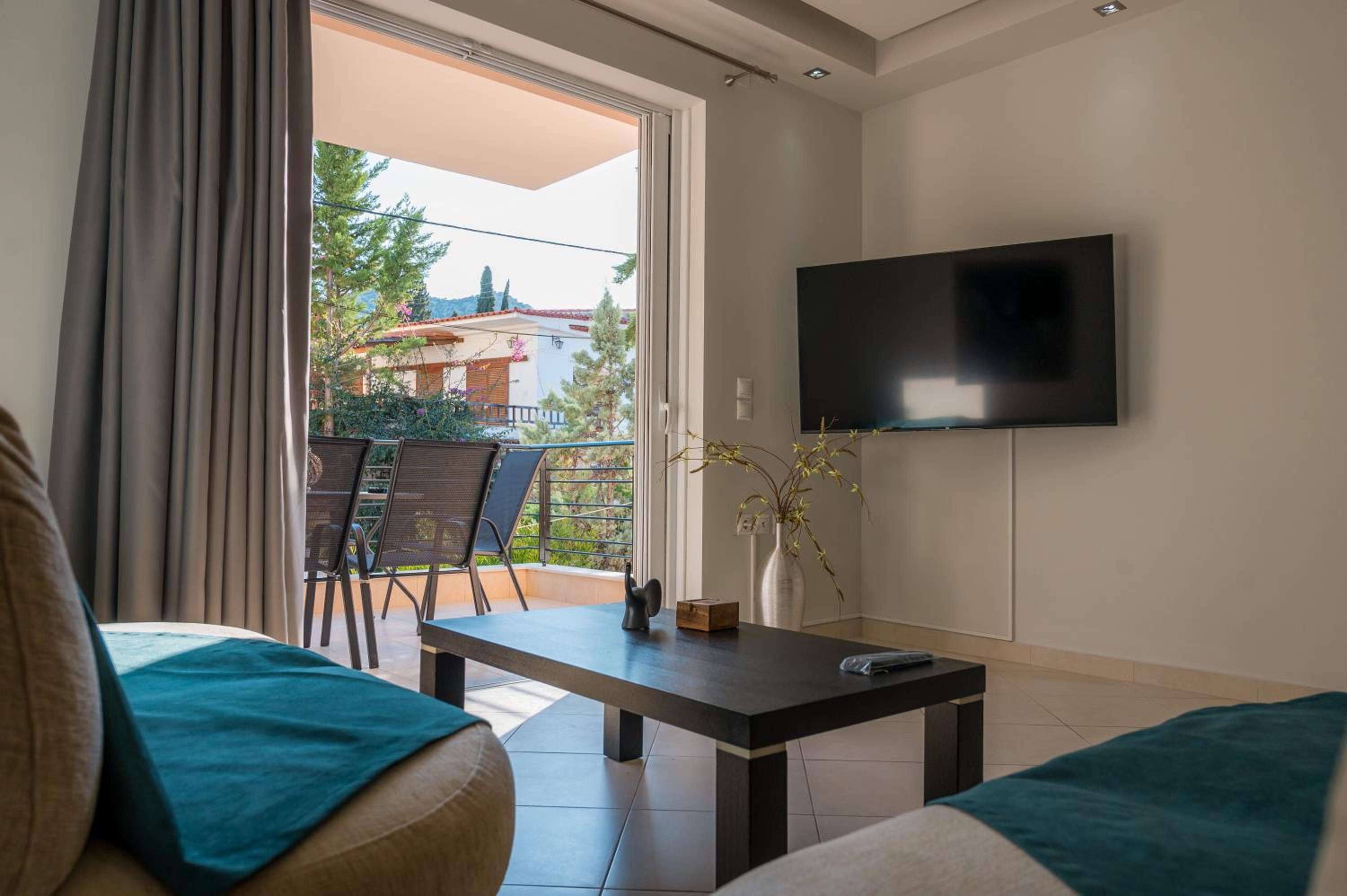 Premium Quadruple Room