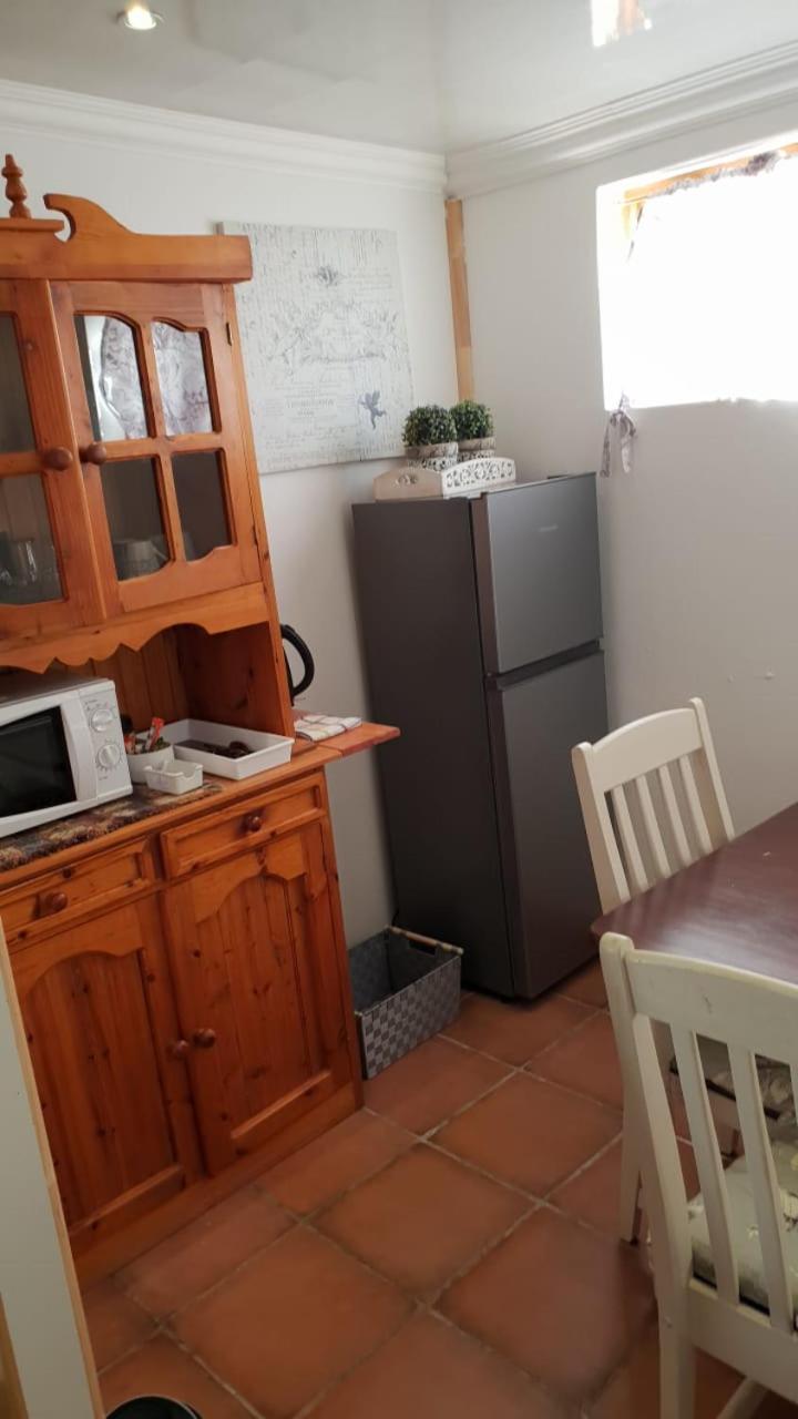 Family Room with Bathroom photo 3