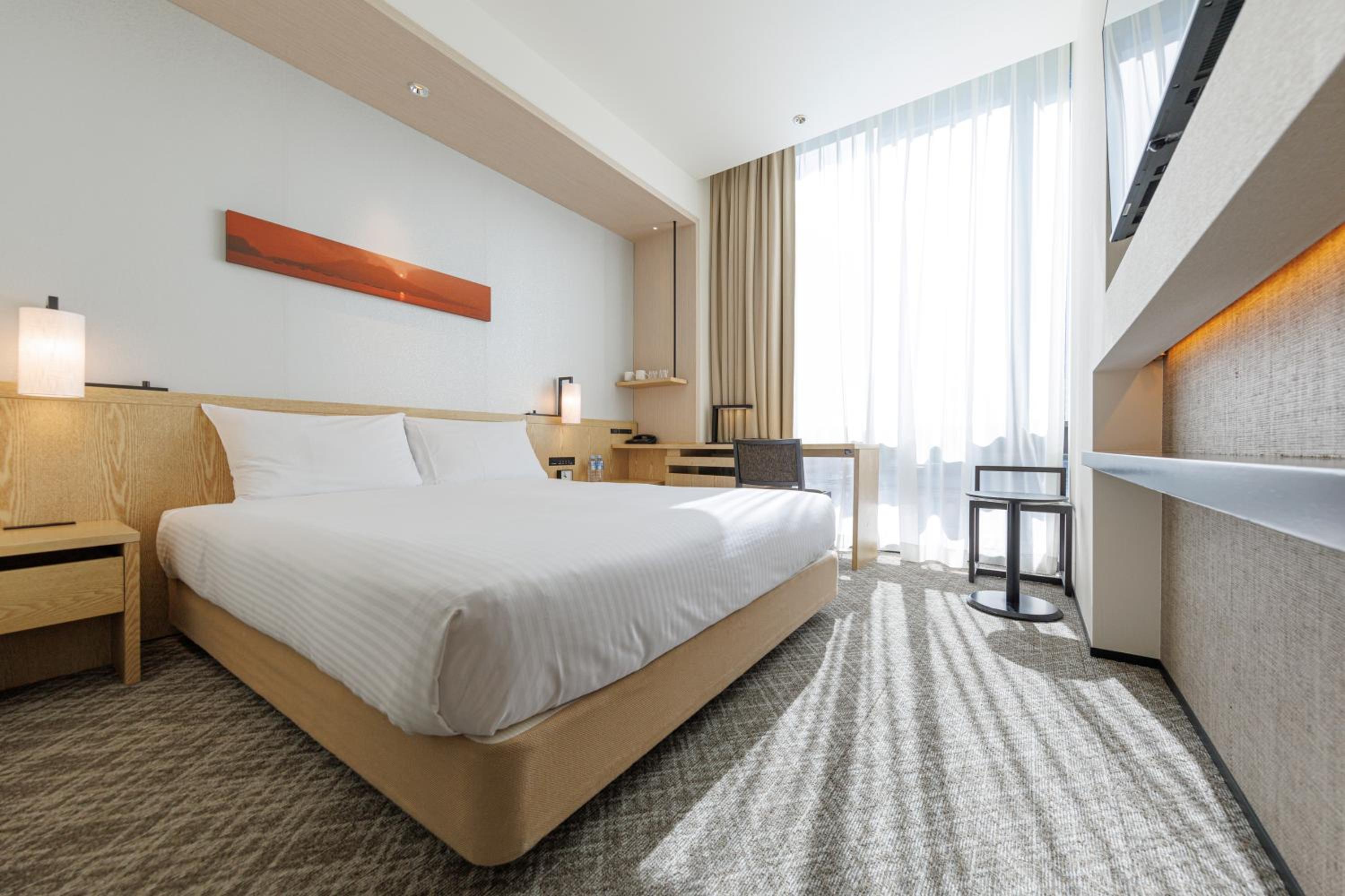 Standard Double Room with Queen Bed - Non-Smoking - Photo 3