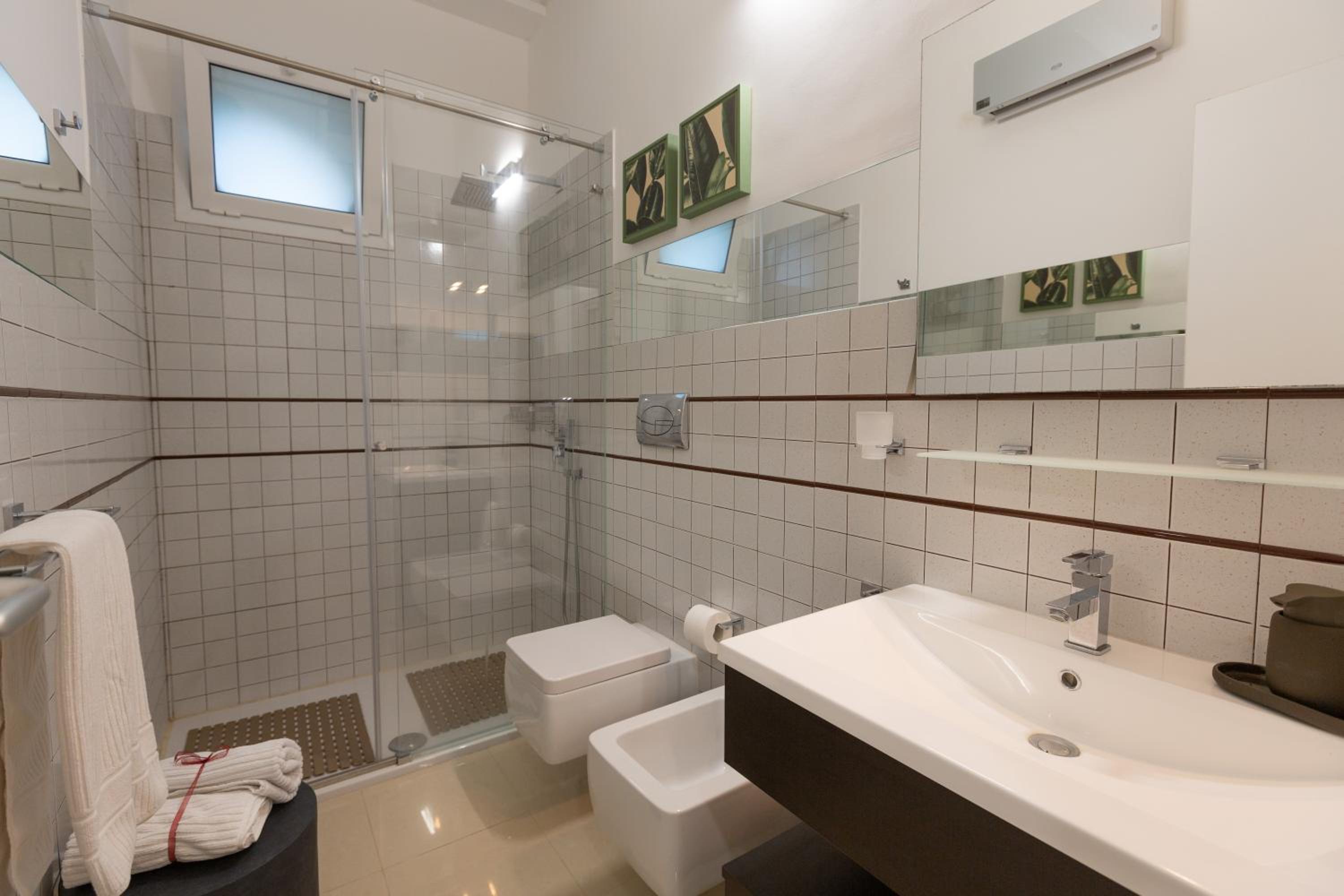 Villa With Private Pool photo 3