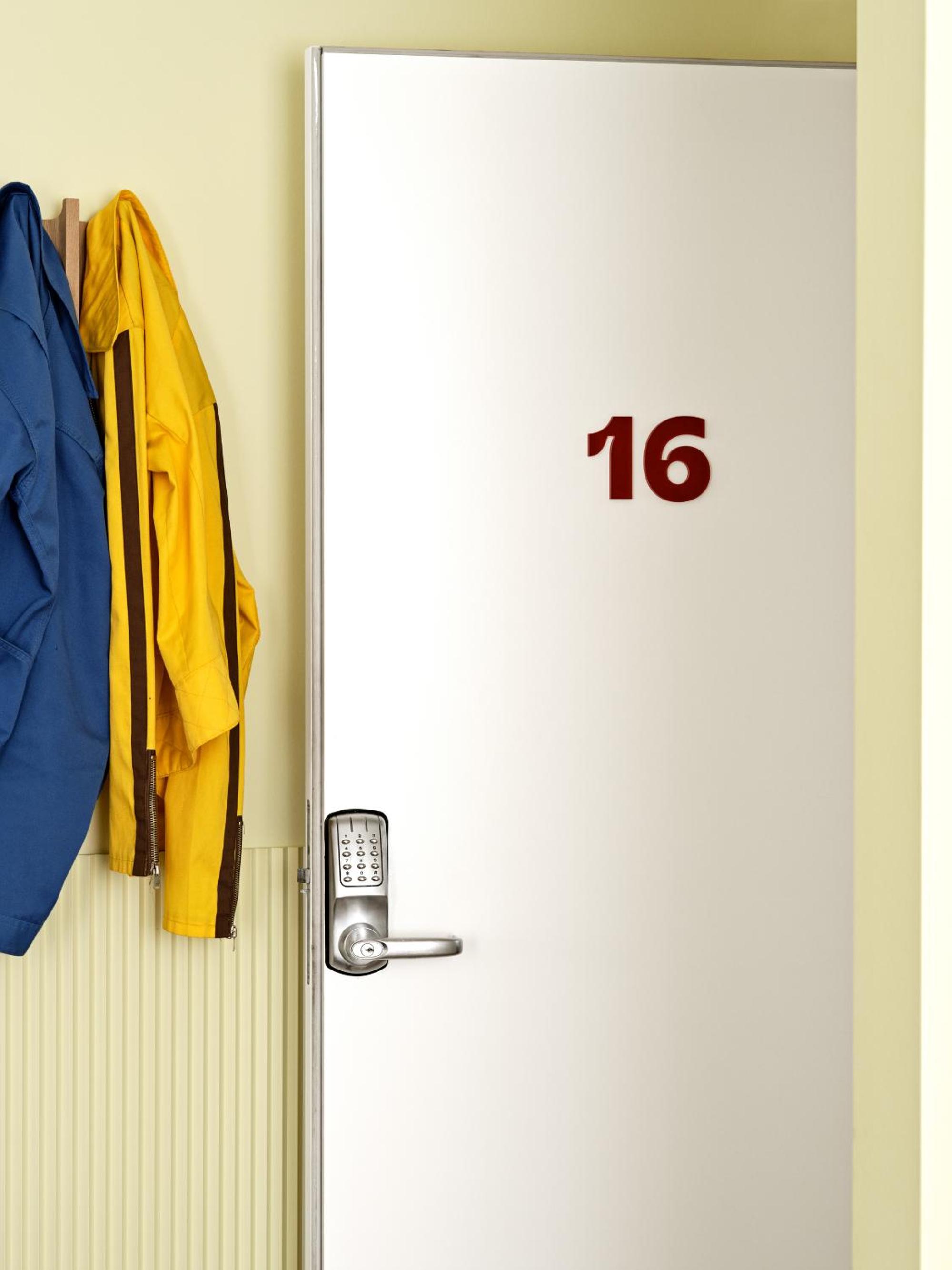 Two-Bedroom Apartment - Photo 3