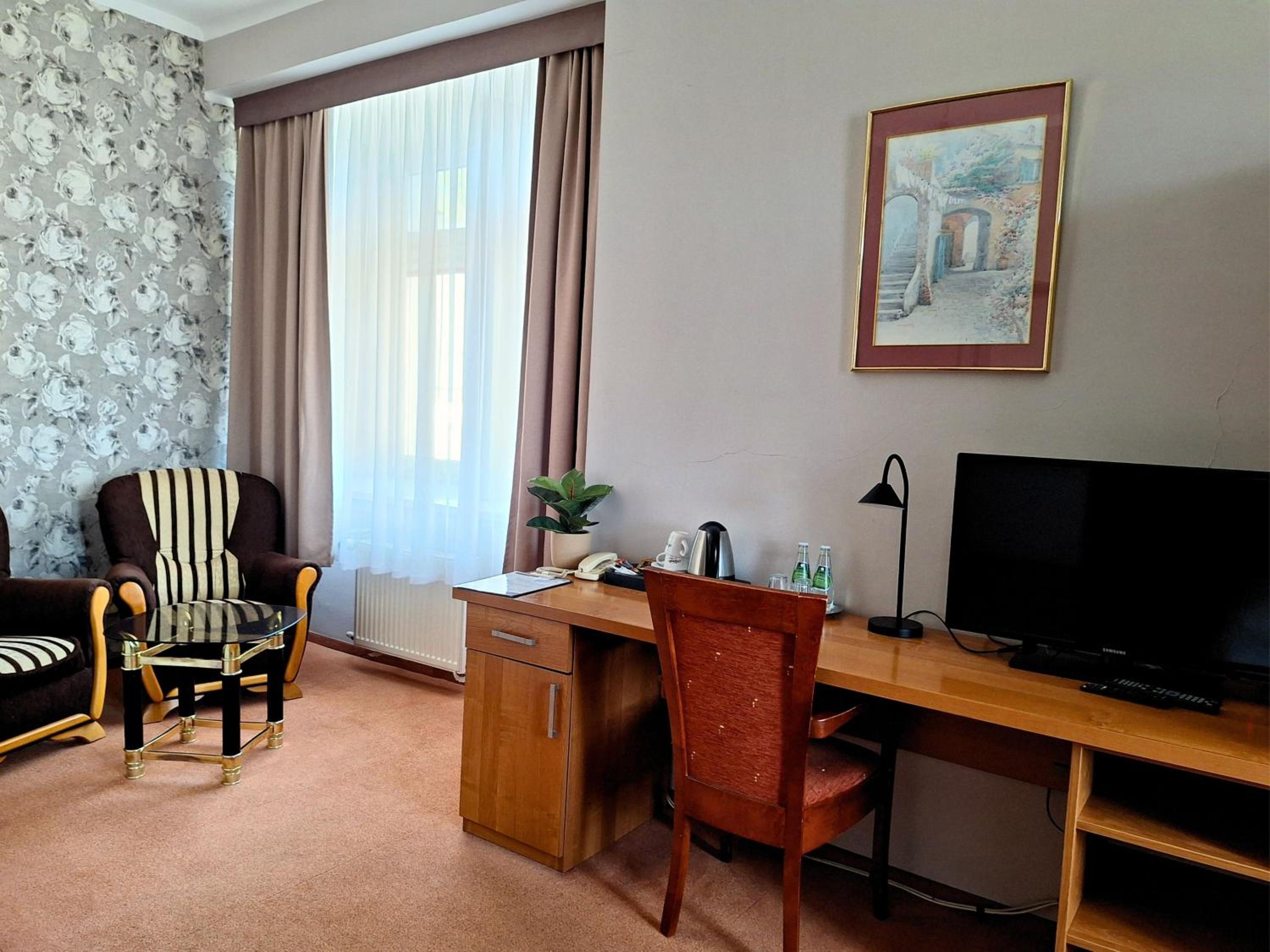 Double Room - Photo 4
