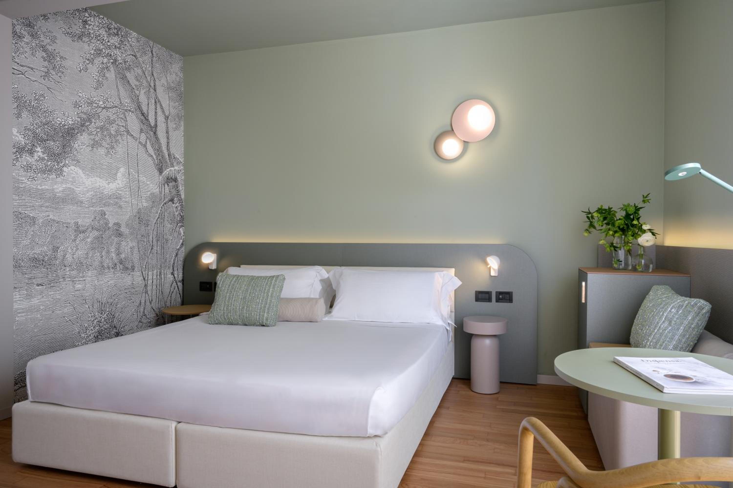 Double Room - Photo 7