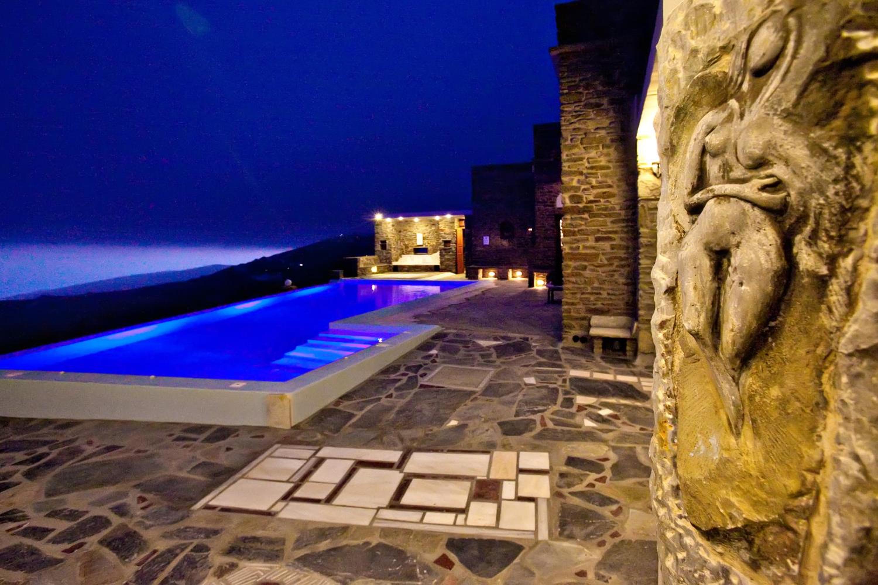 Premium Four-Bedroom Villa with Private Pool photo 3