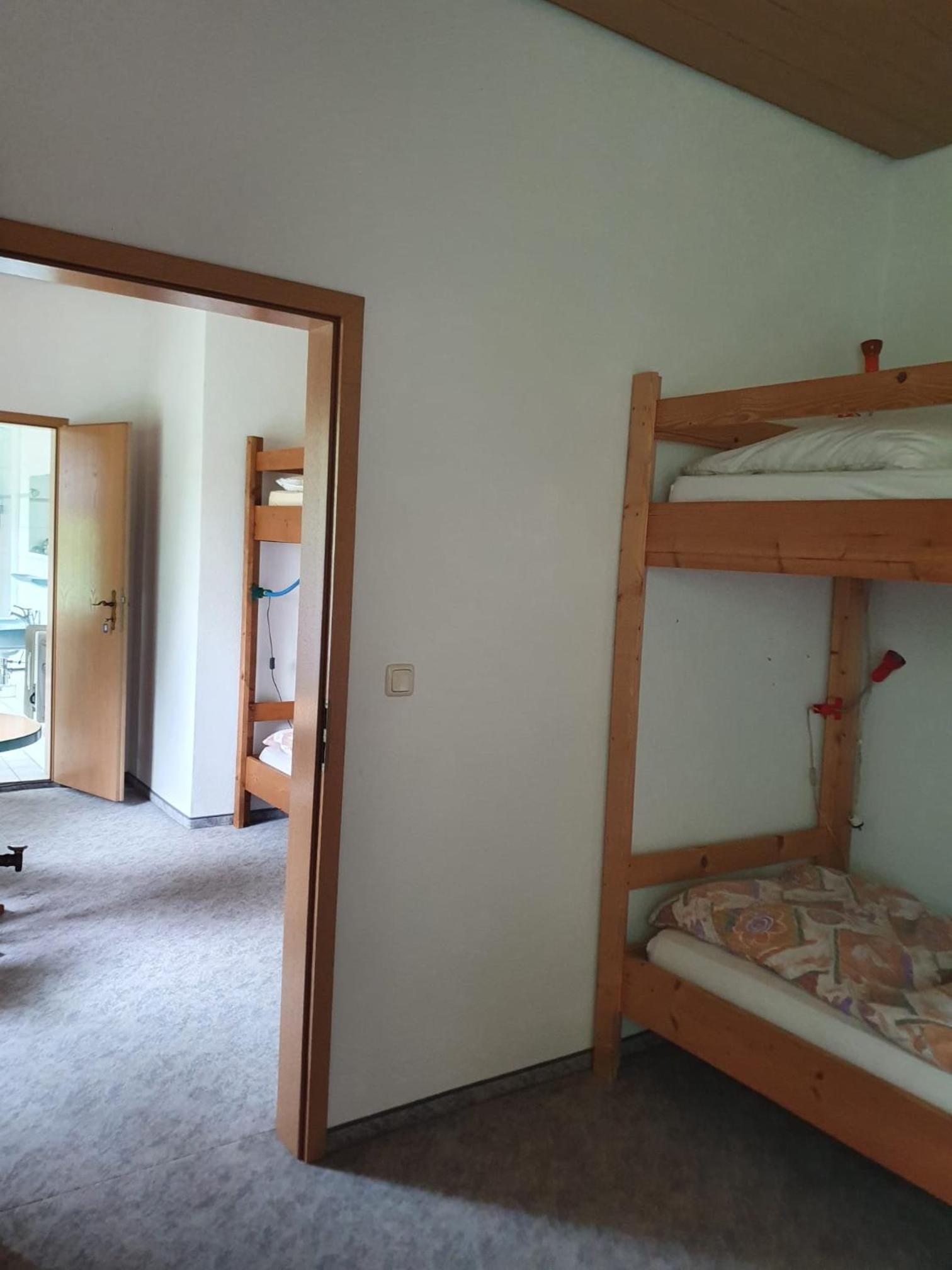 Single Room with Shared Bathroom photo 3