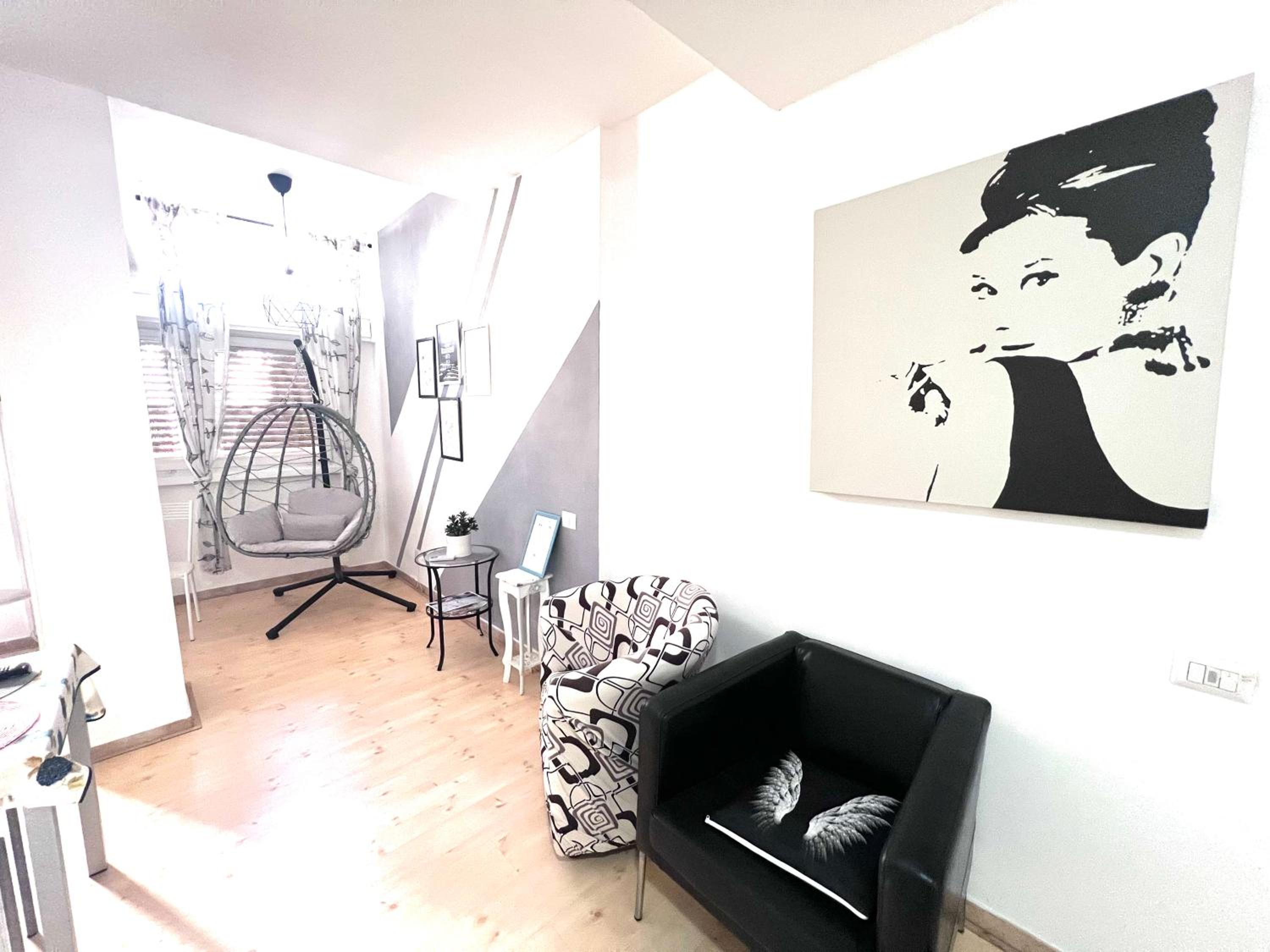 Large Double Room photo 3