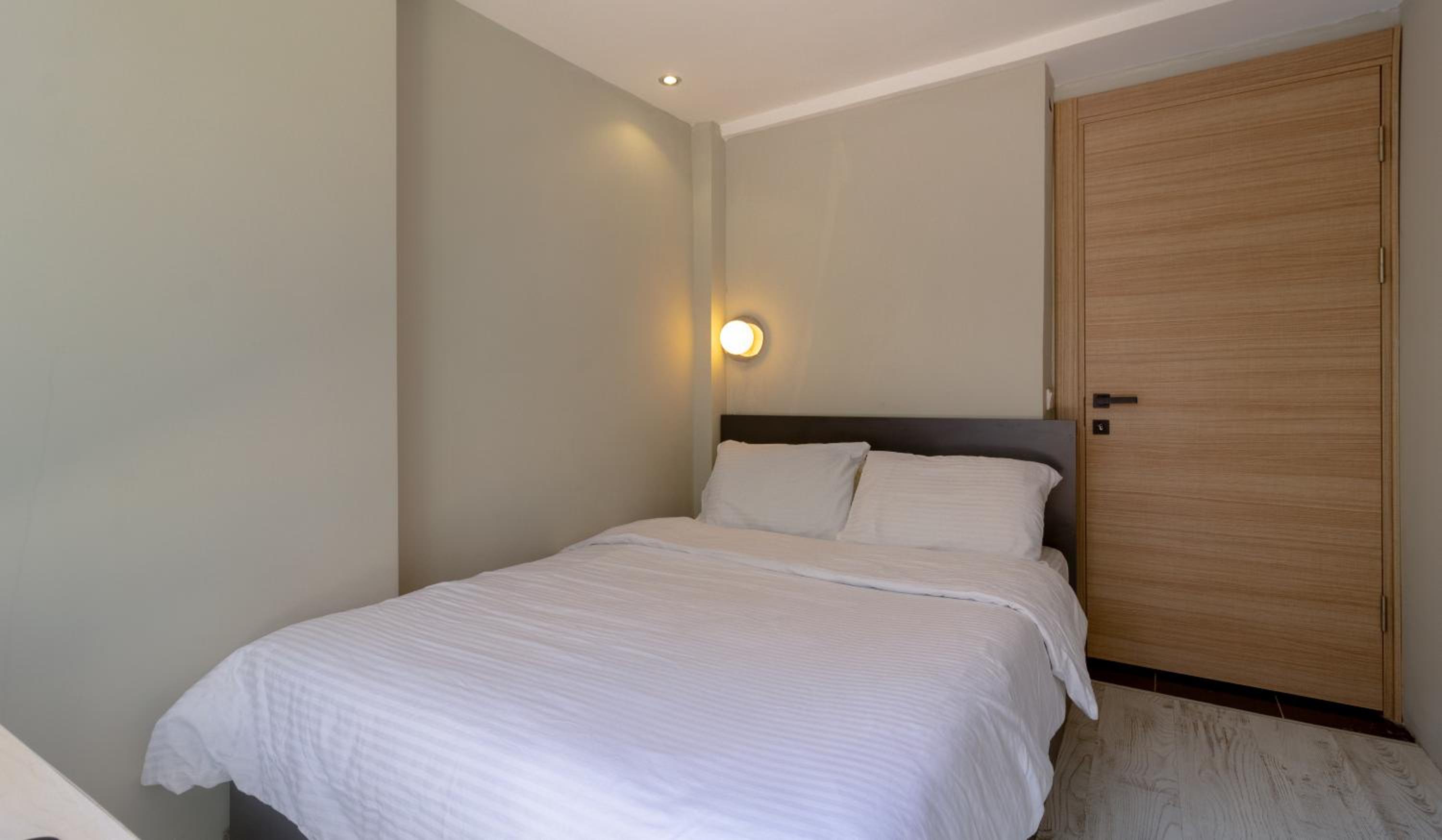 Suite with Garden View