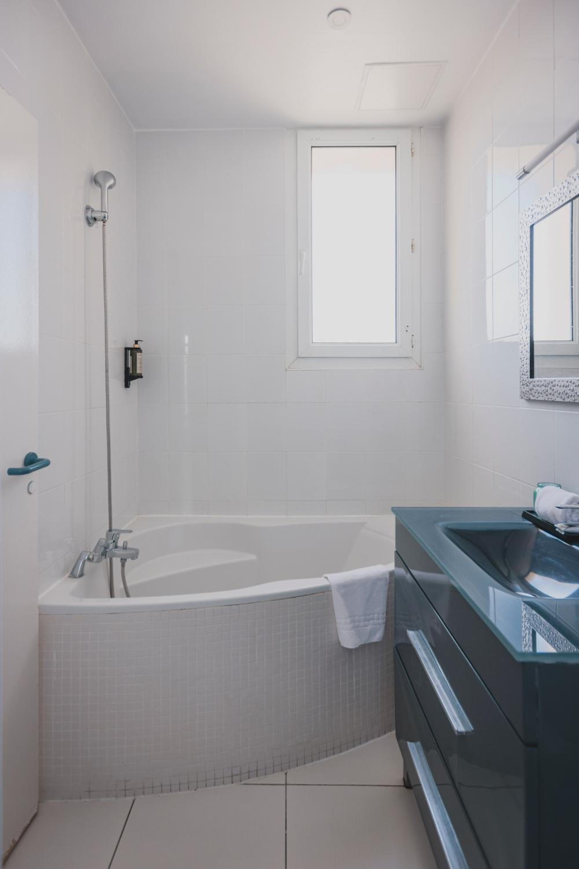 Double Room with Terrace and Lateral Sea View photo 2