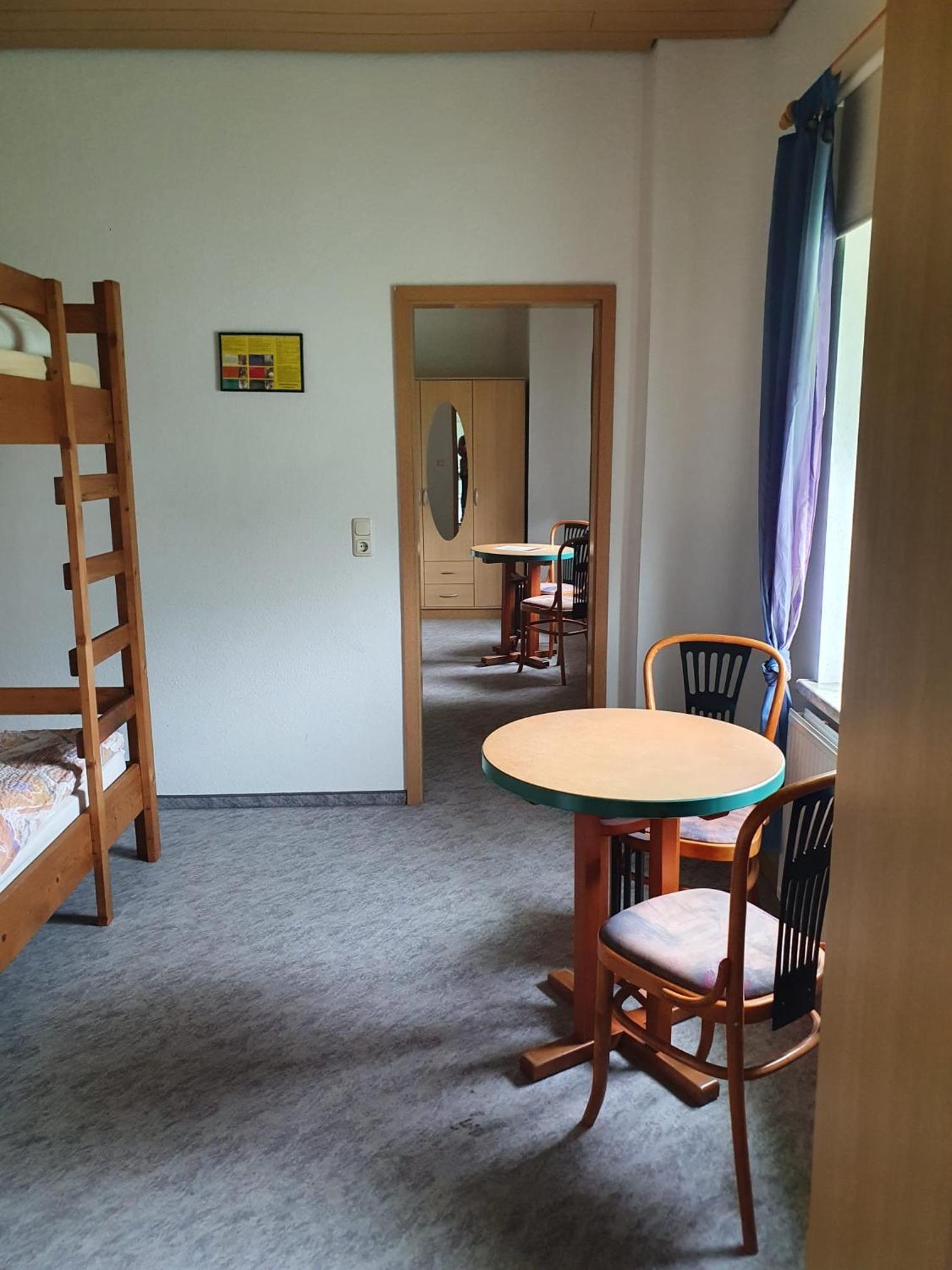 Single Room with Shared Toilet photo 2