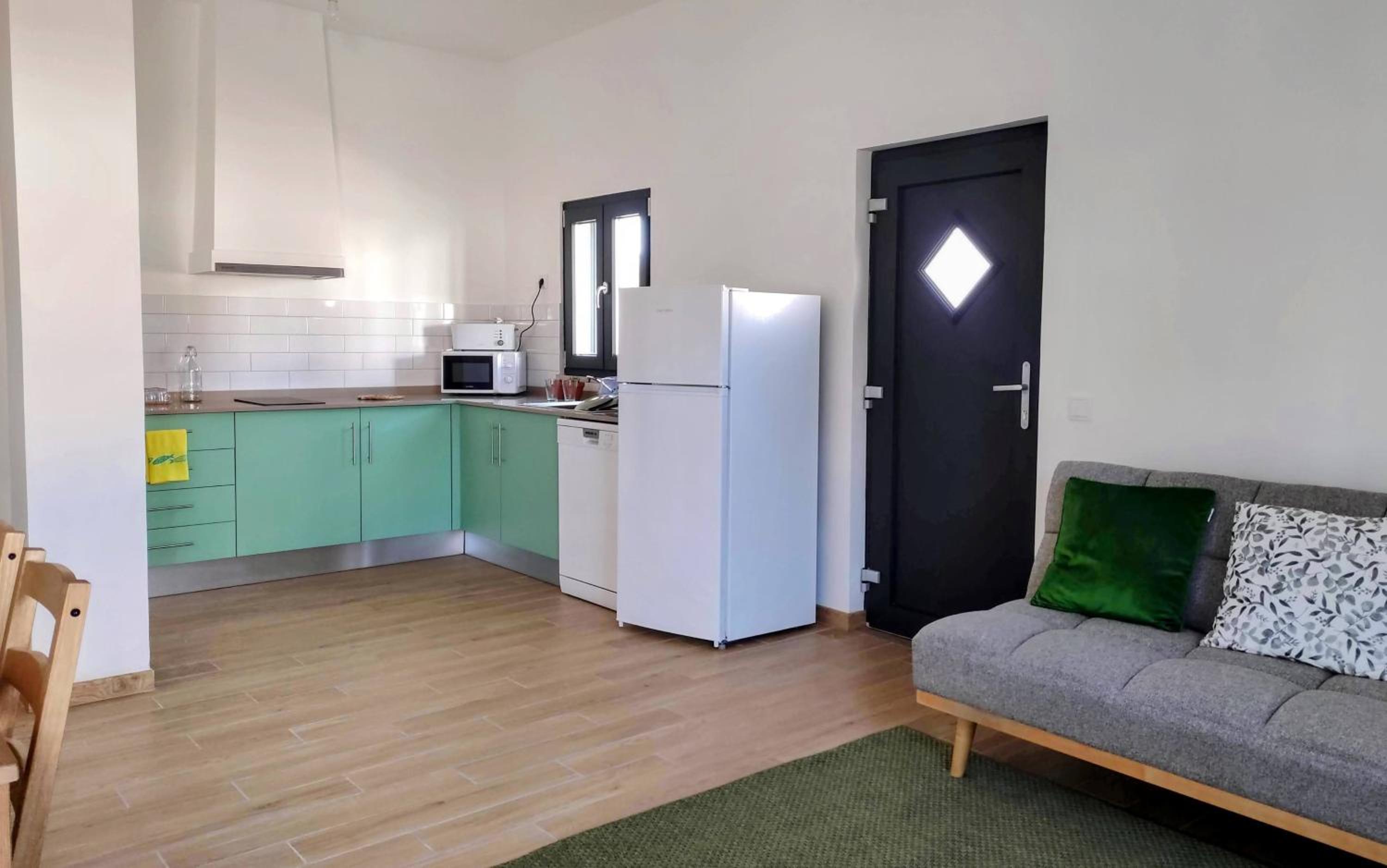 One-Bedroom House photo 3