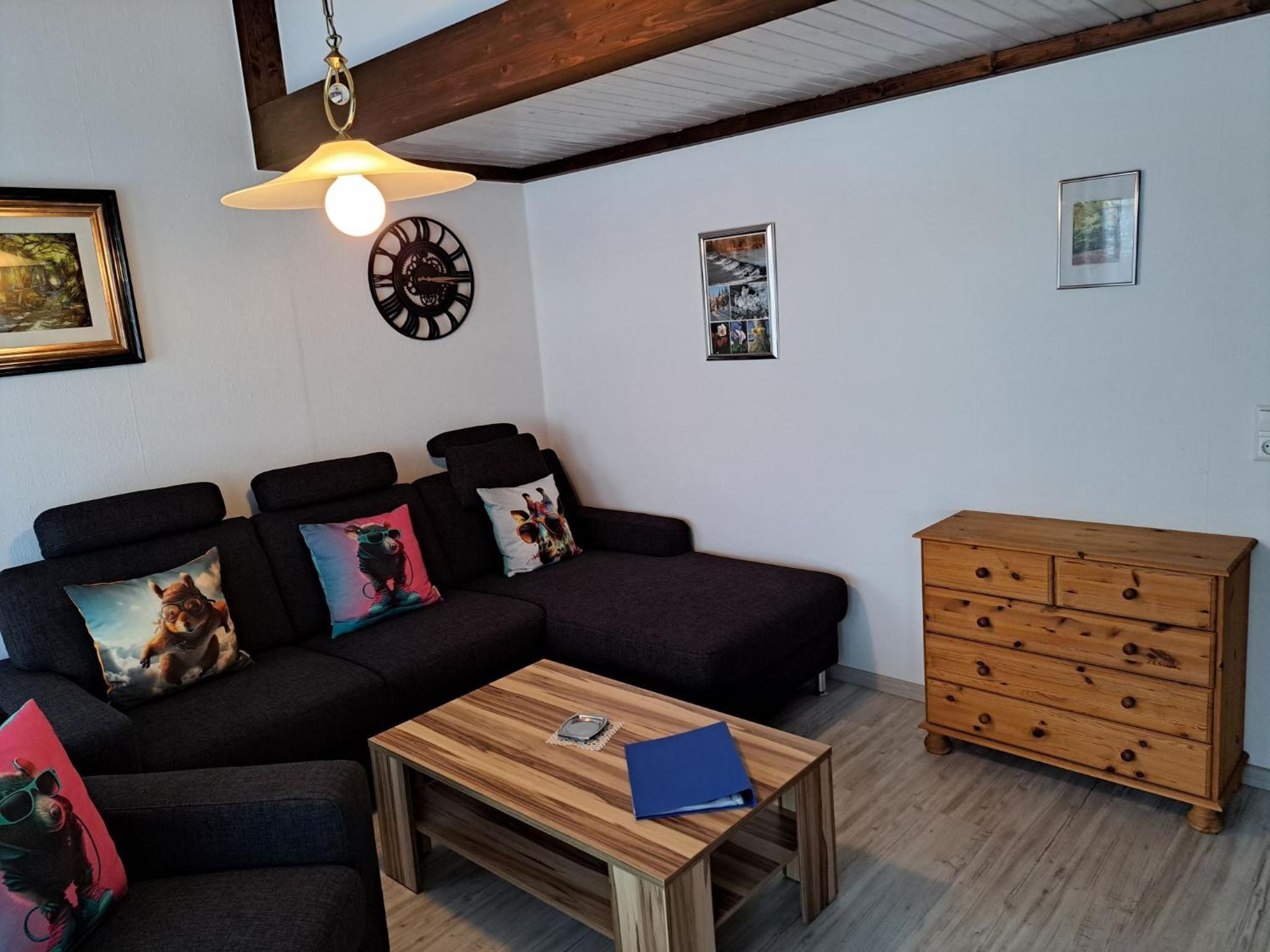 One-Bedroom House photo 1