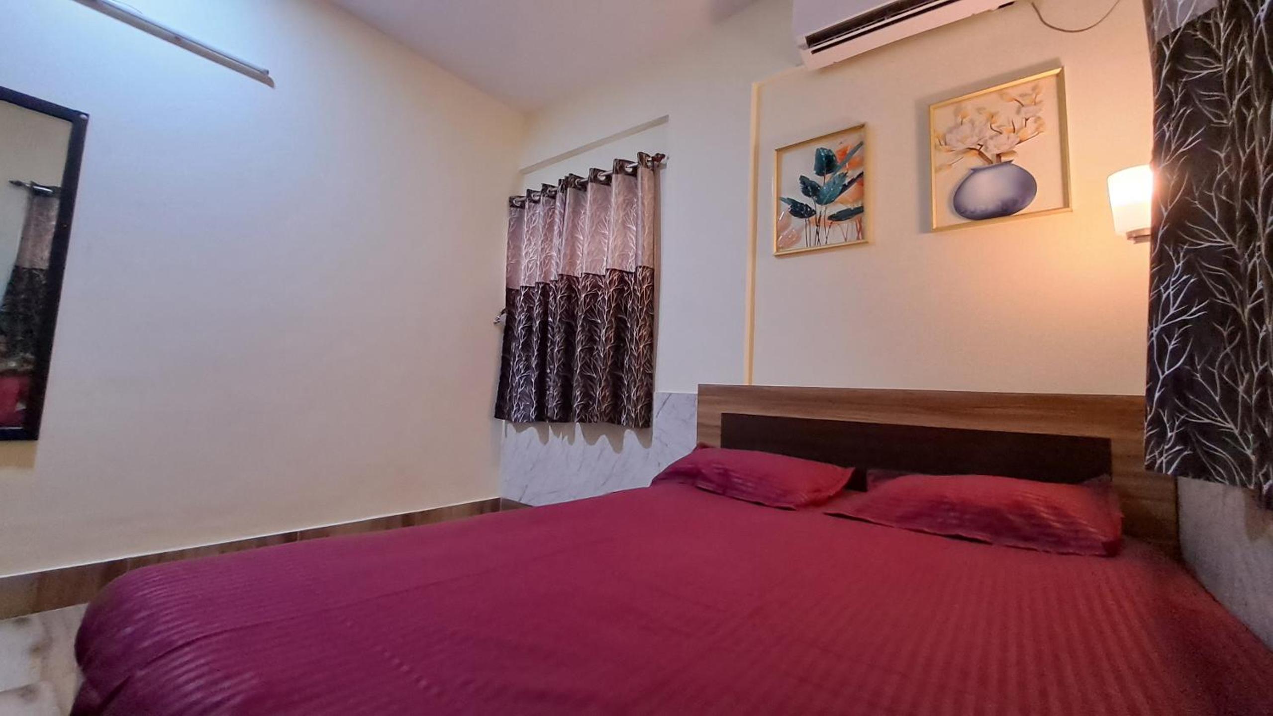 Deluxe Double Room with Shower photo 2