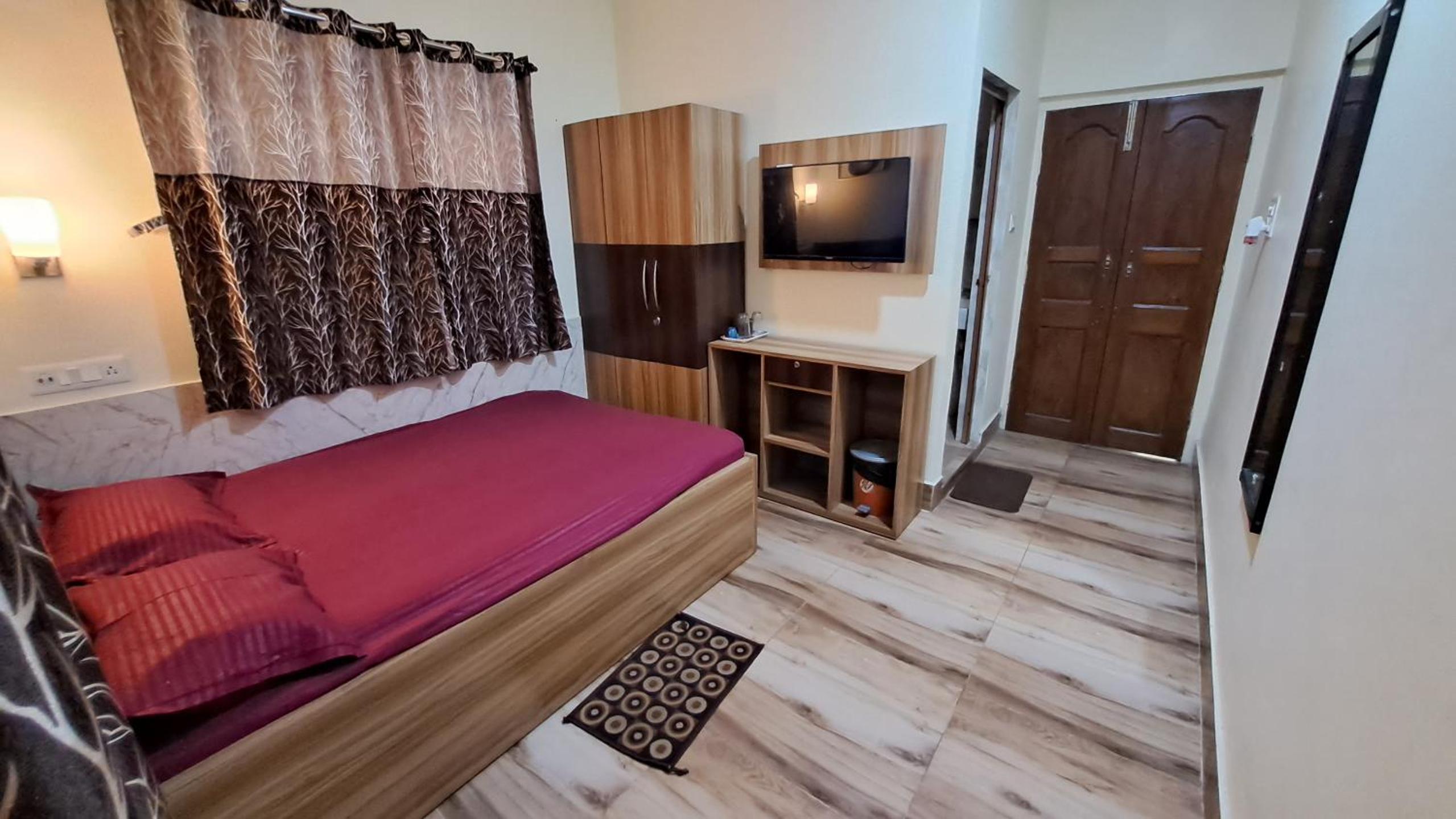 Double Room with Private Bathroom photo 1