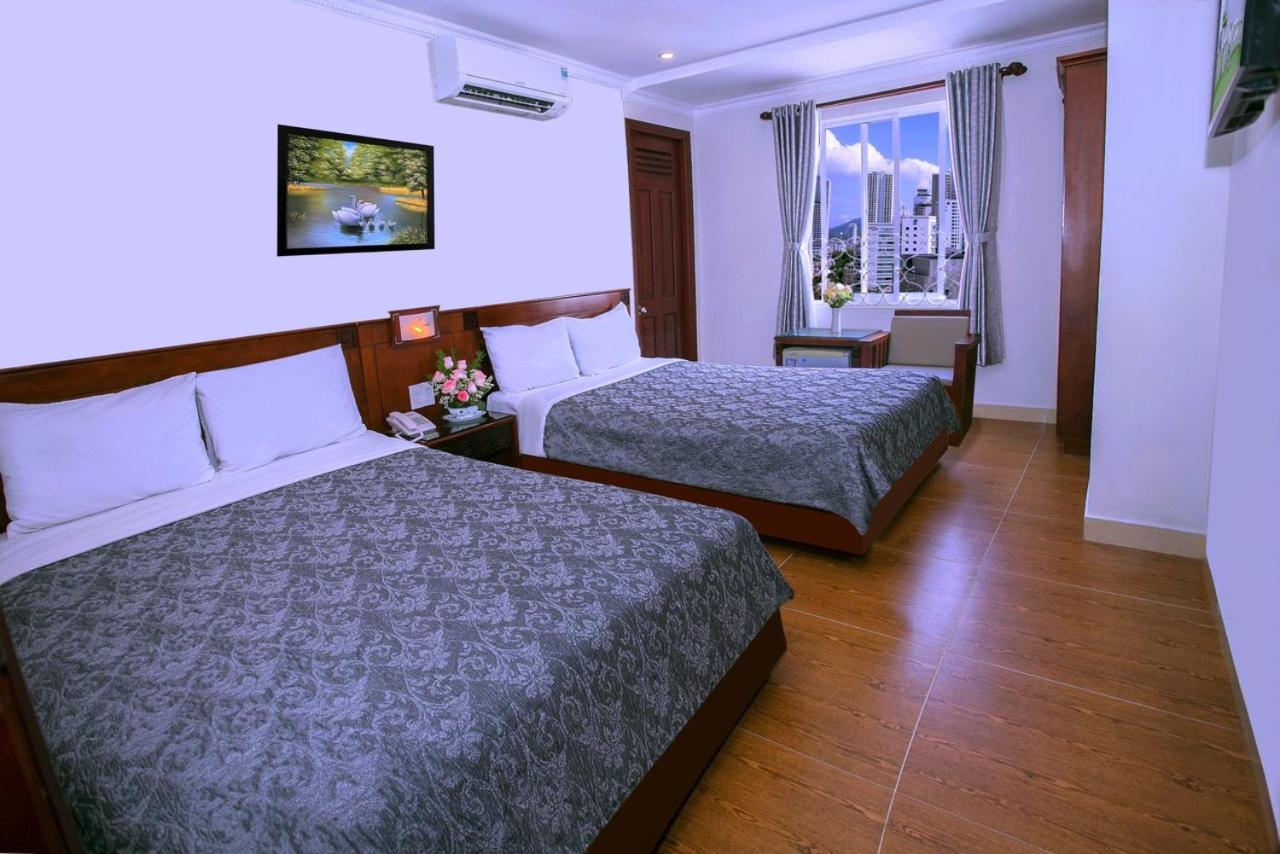 Standard Twin Room - Photo 2