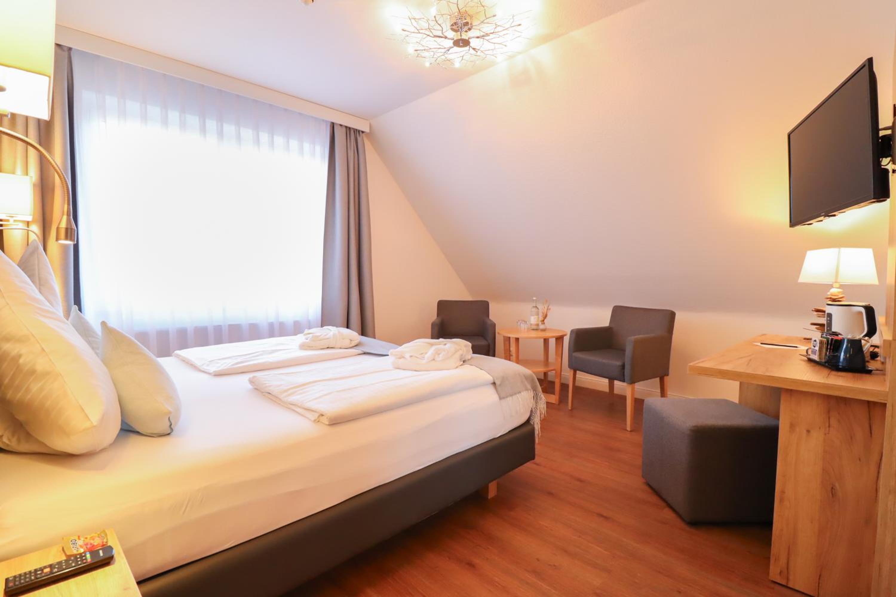Small Junior Suite photo 3