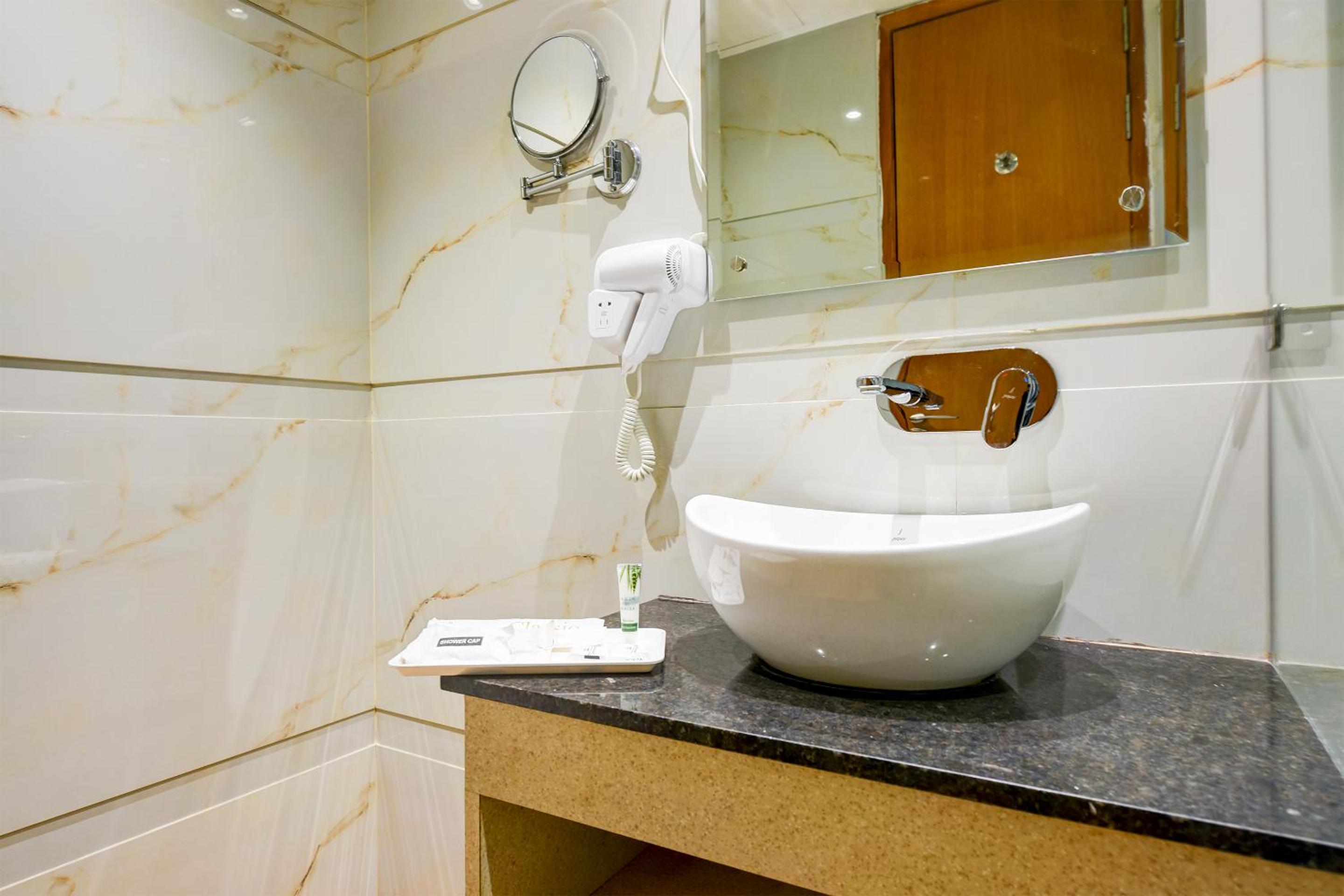 Executive Room  - Photo 6