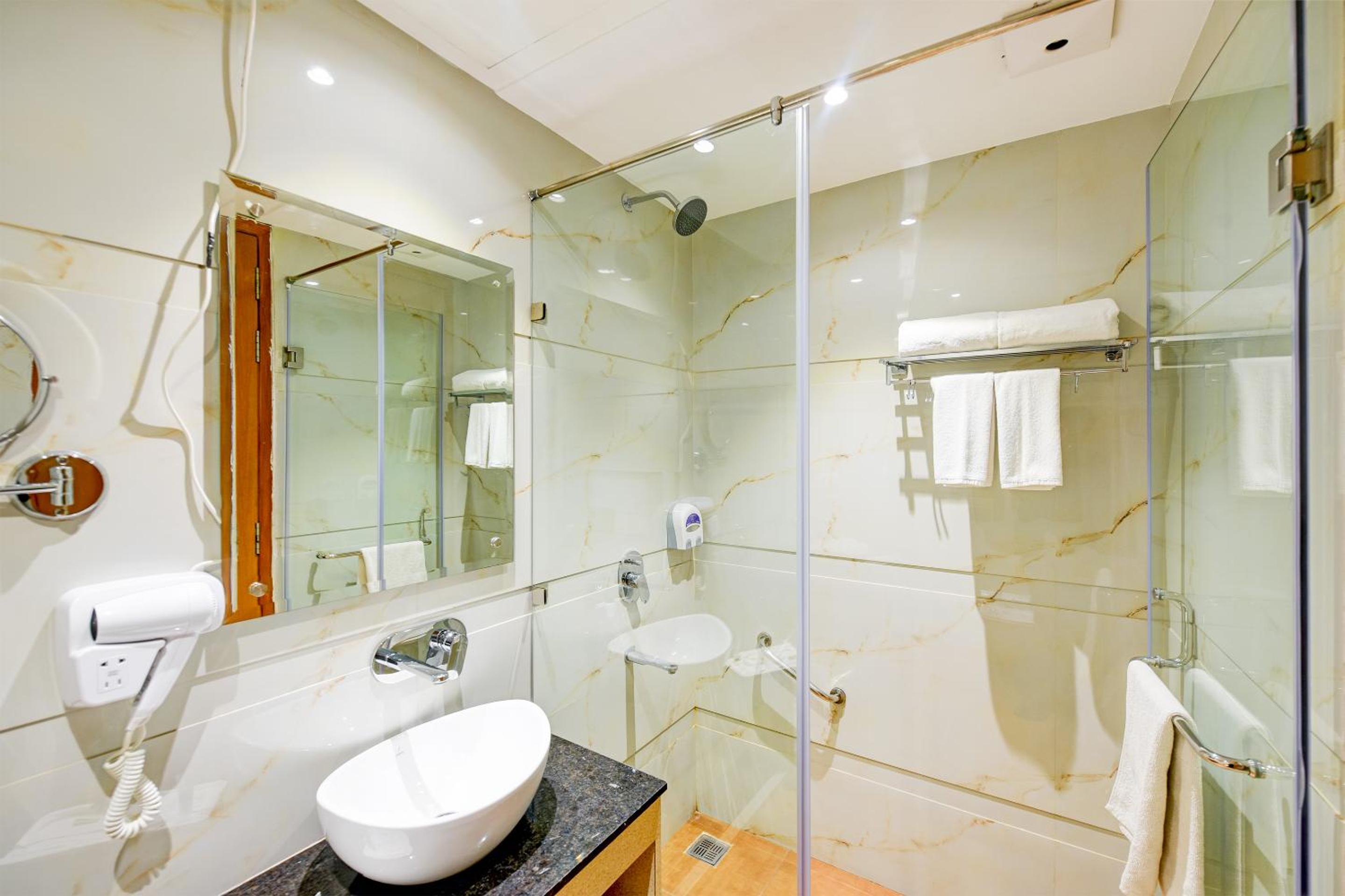 Executive Room  - Photo 7