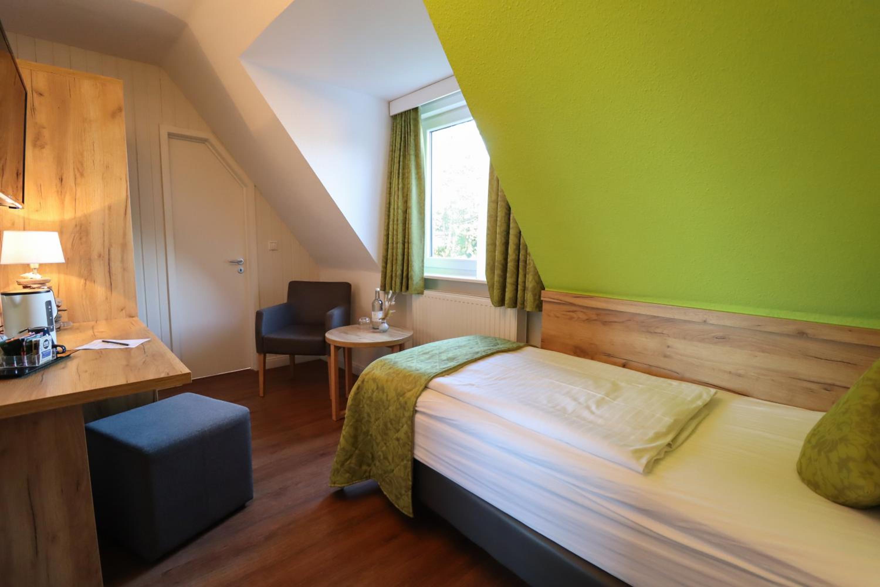Single Room photo 1