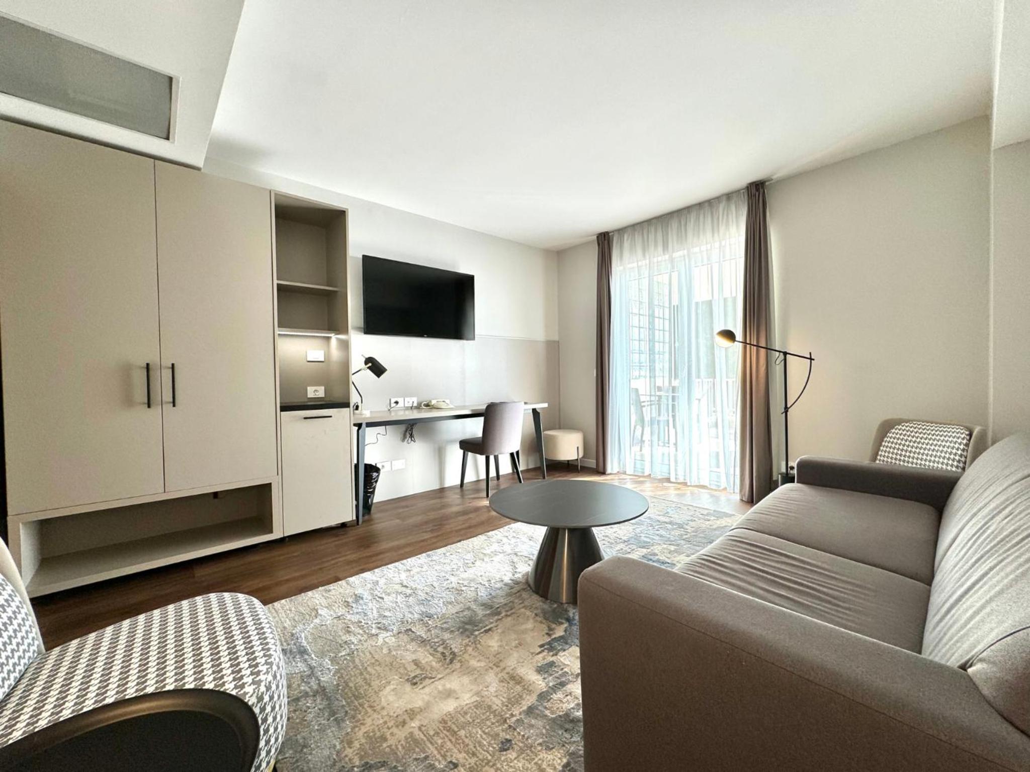 Junior Suite with Balcony