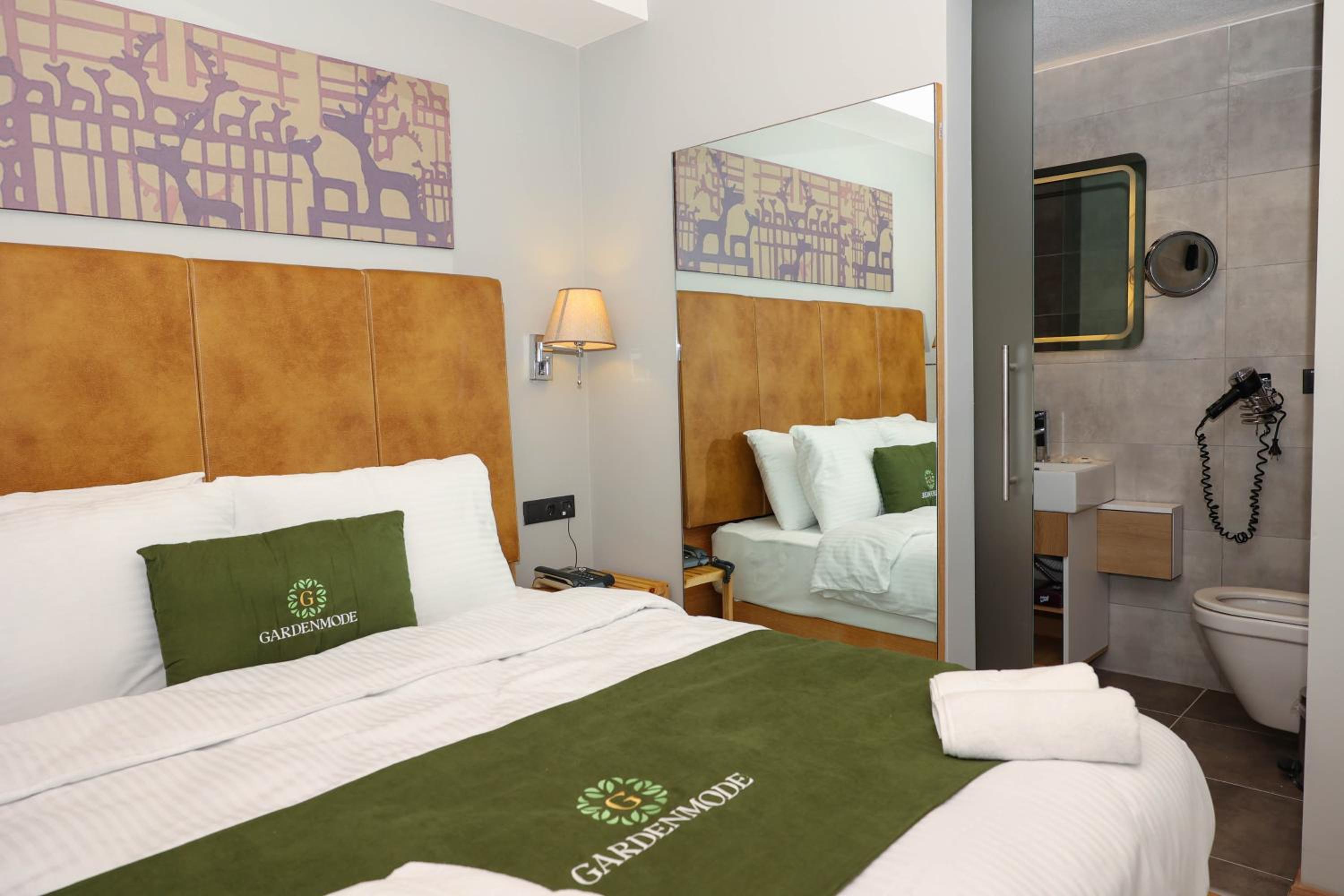Superior Double Room - Photo 2