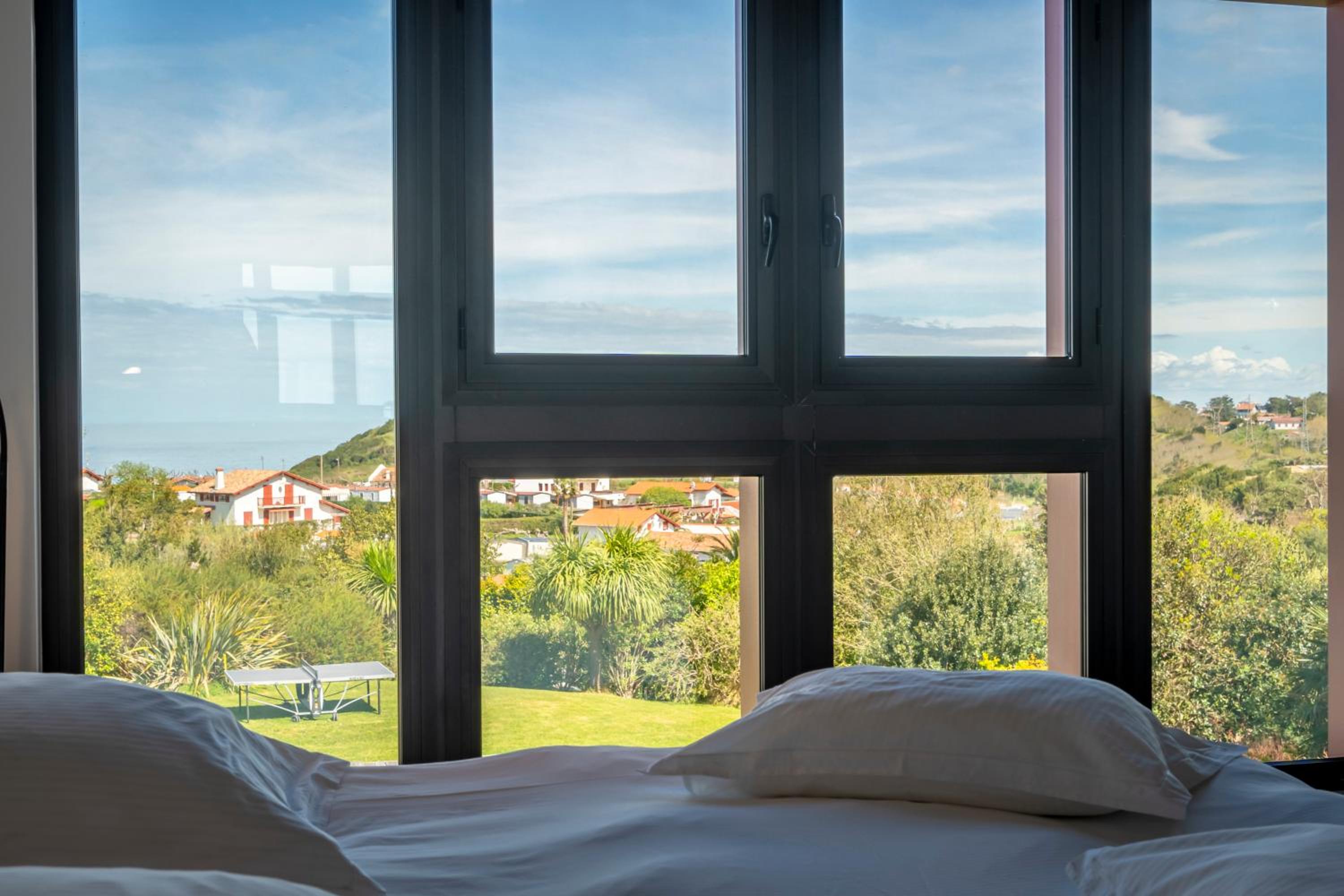 Mundaka Room with Ocean view photo 3