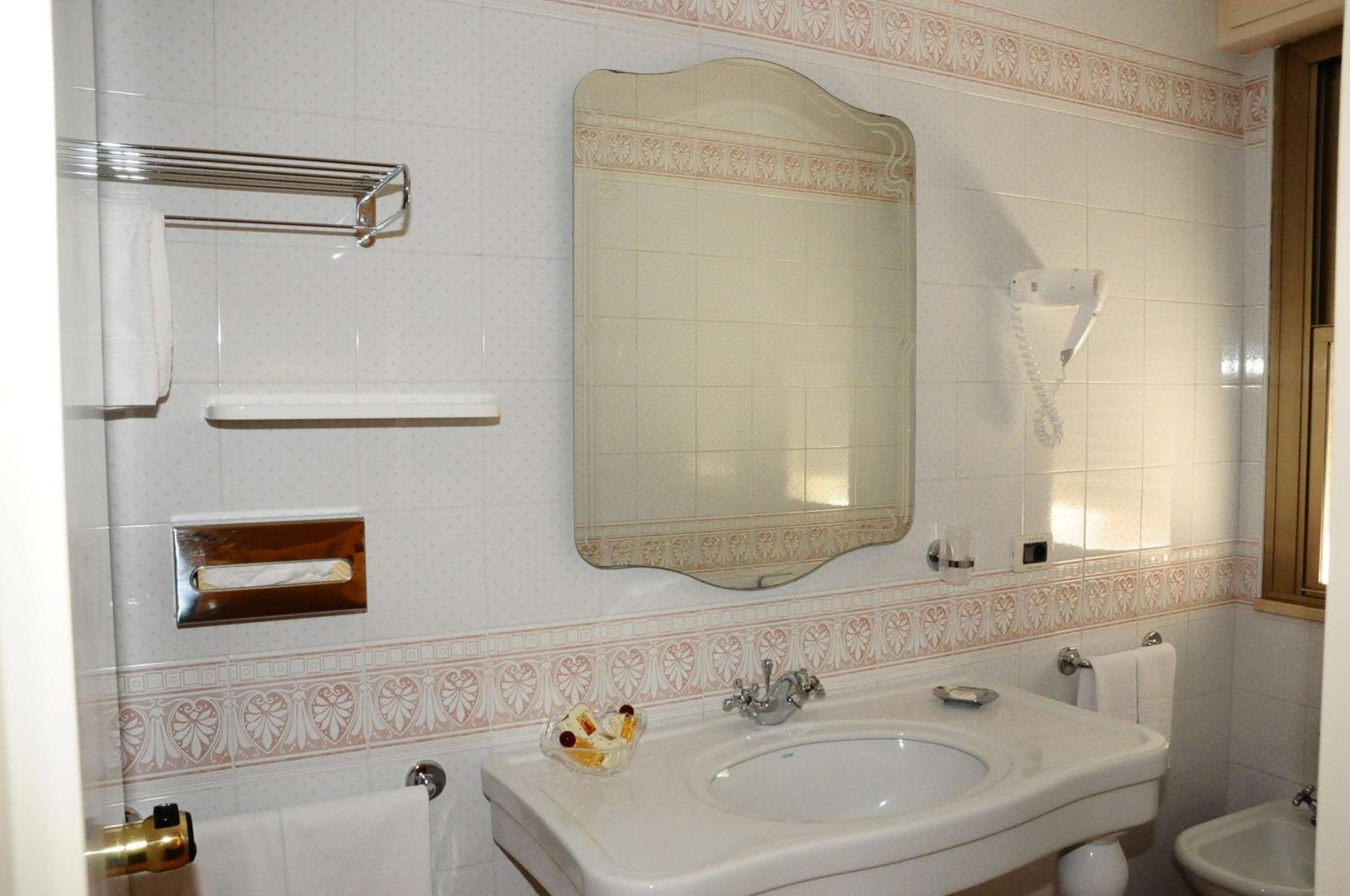 Standard Double Room with Balcony photo 1