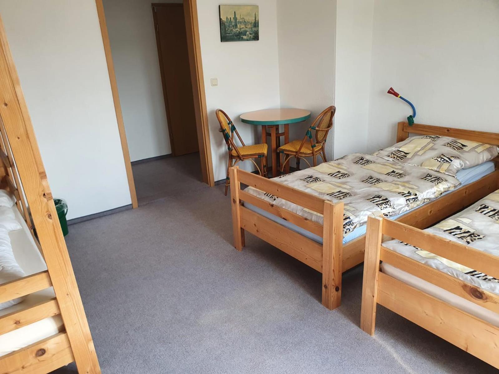 Triple Room with Shared Bathroom photo 2