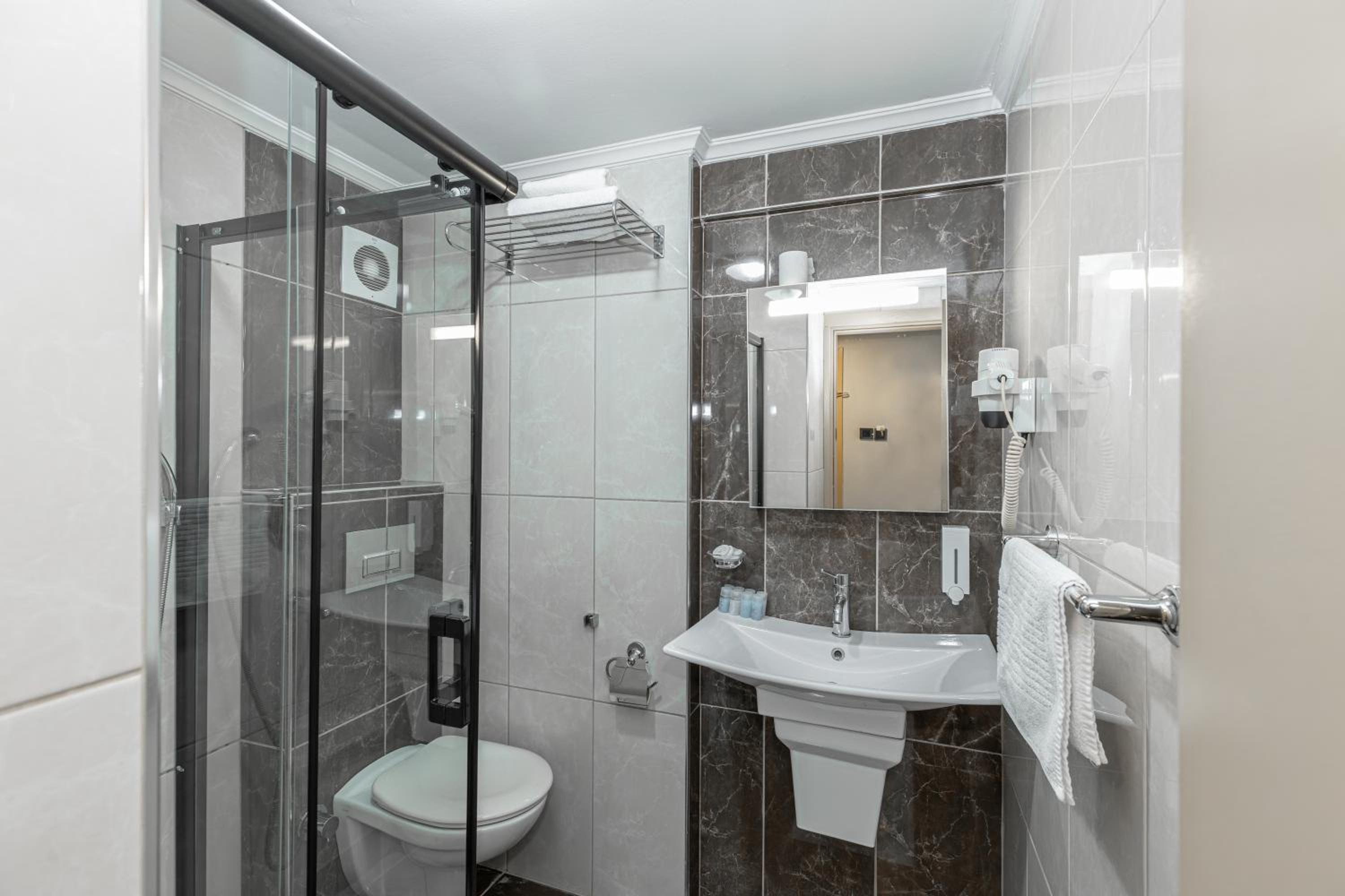 Deluxe Double Room - Photo 75