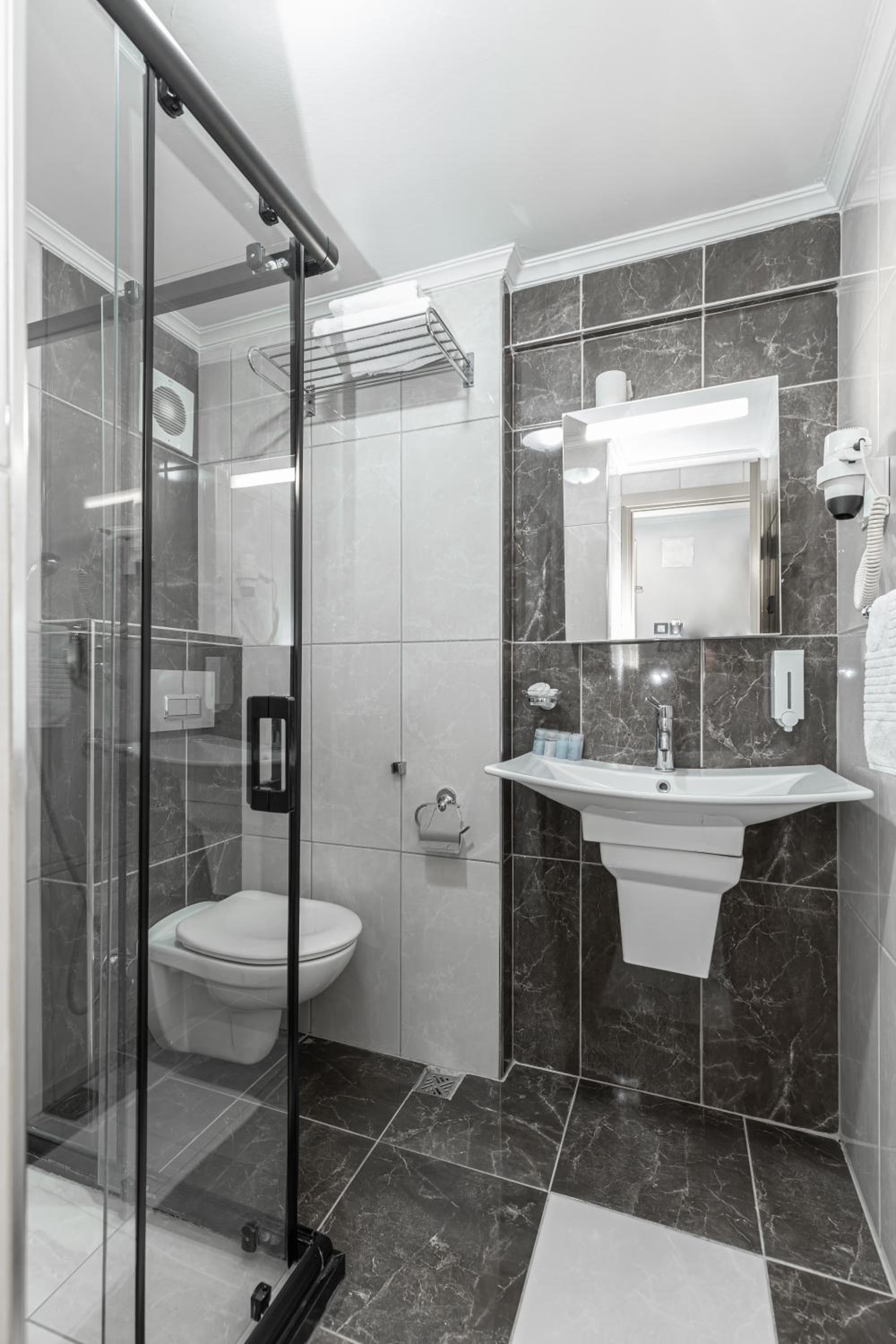 Deluxe Double Room - Photo 74