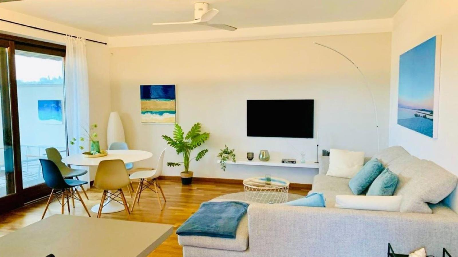 Apartment with Balcony