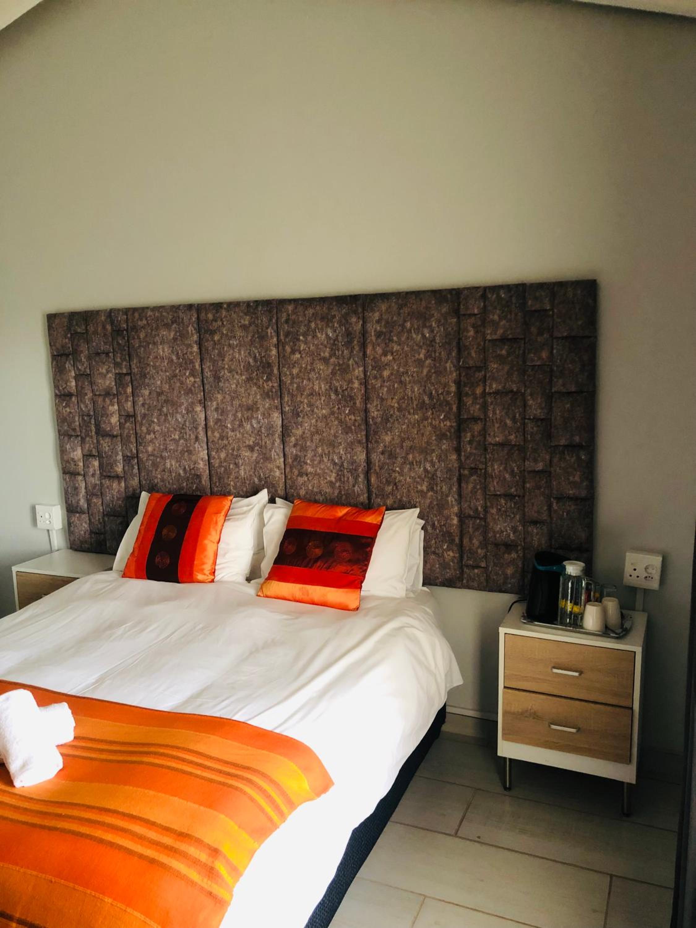 Deluxe Queen Room photo 1