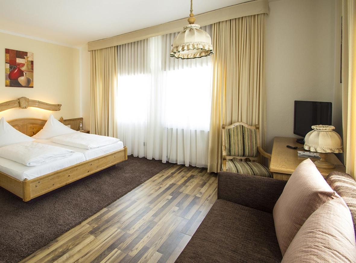 Double Room - Photo 25