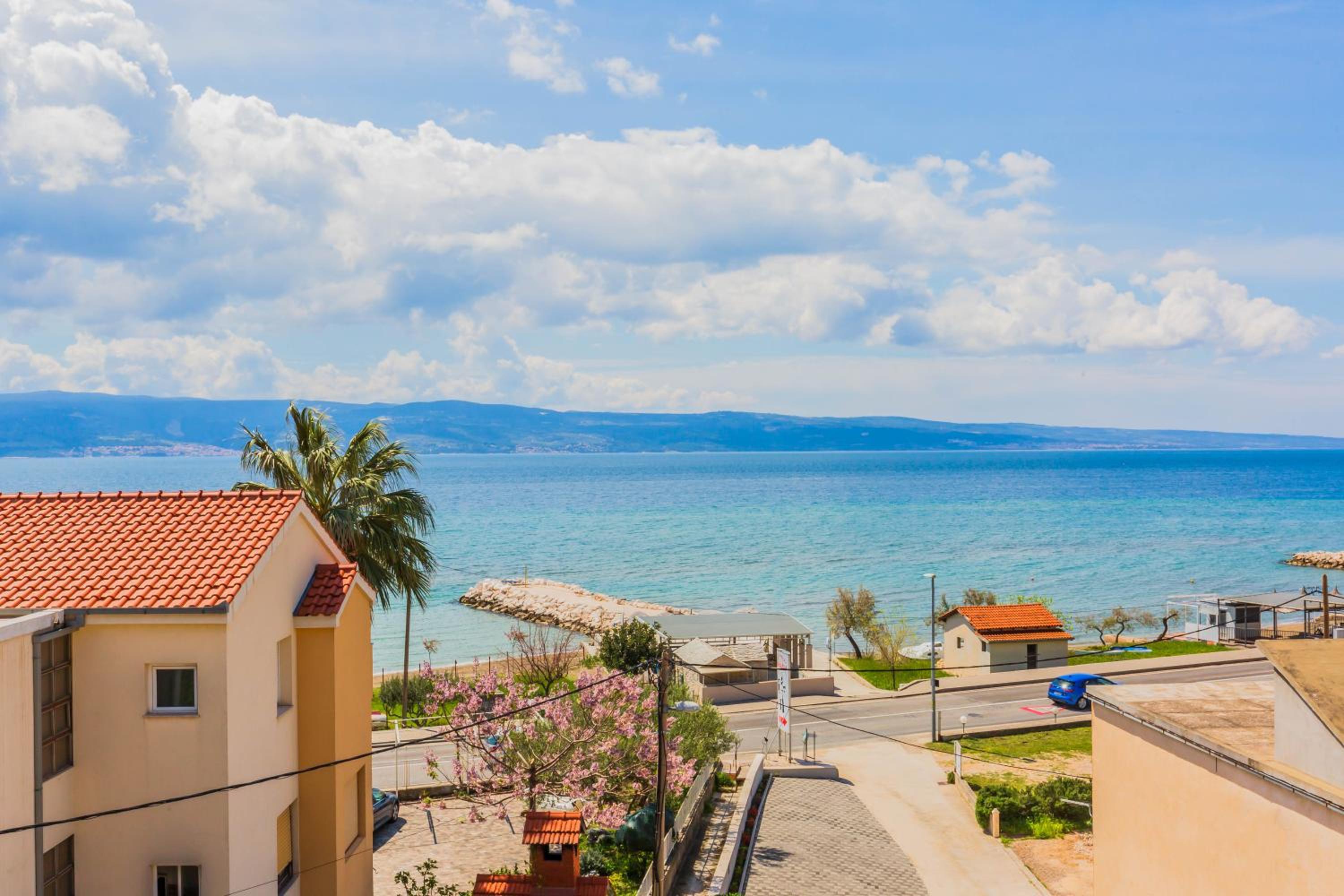 Apartment with Sea View photo 2